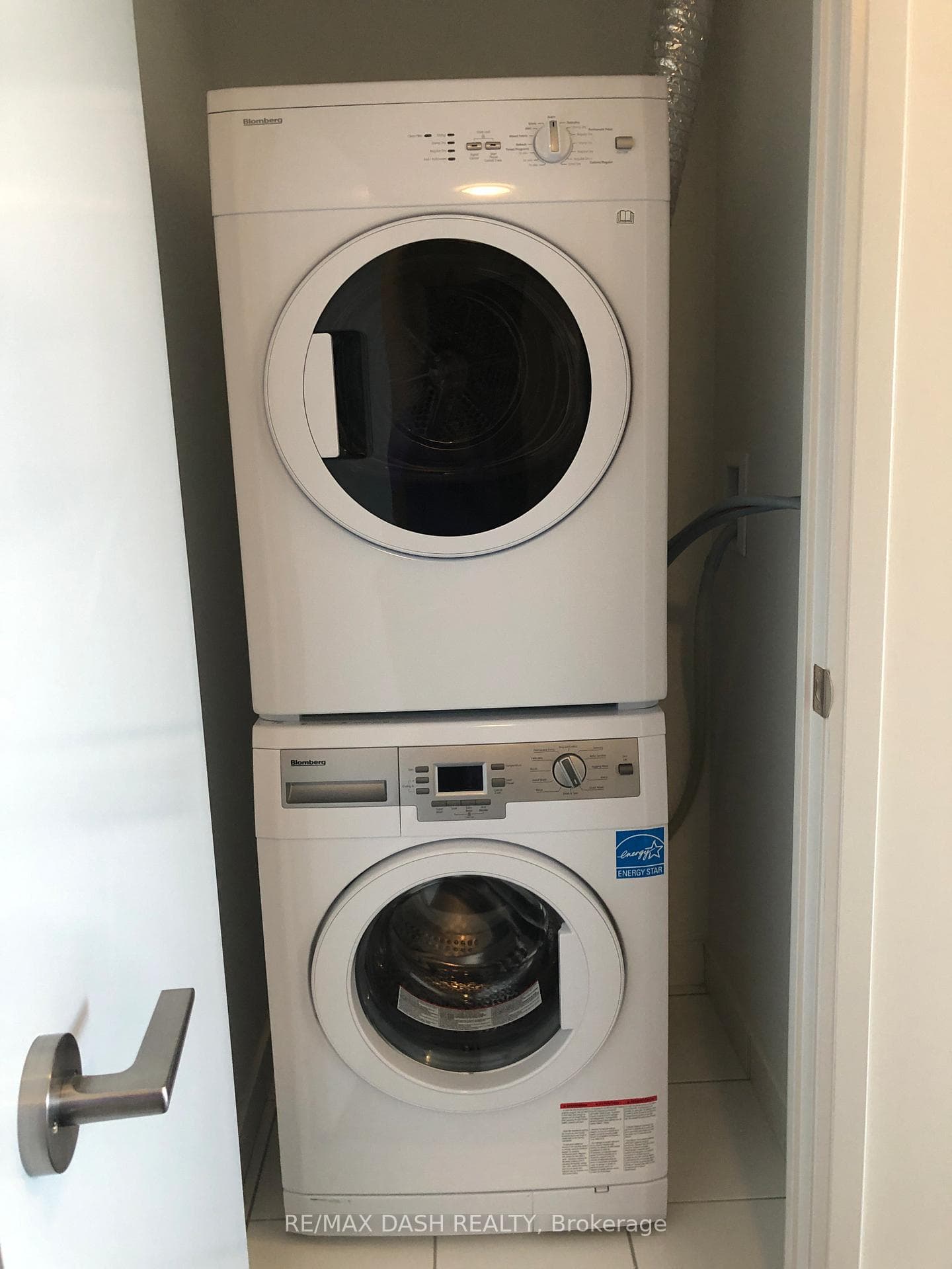 27 Bathurst Street Unit 1204W photo 29