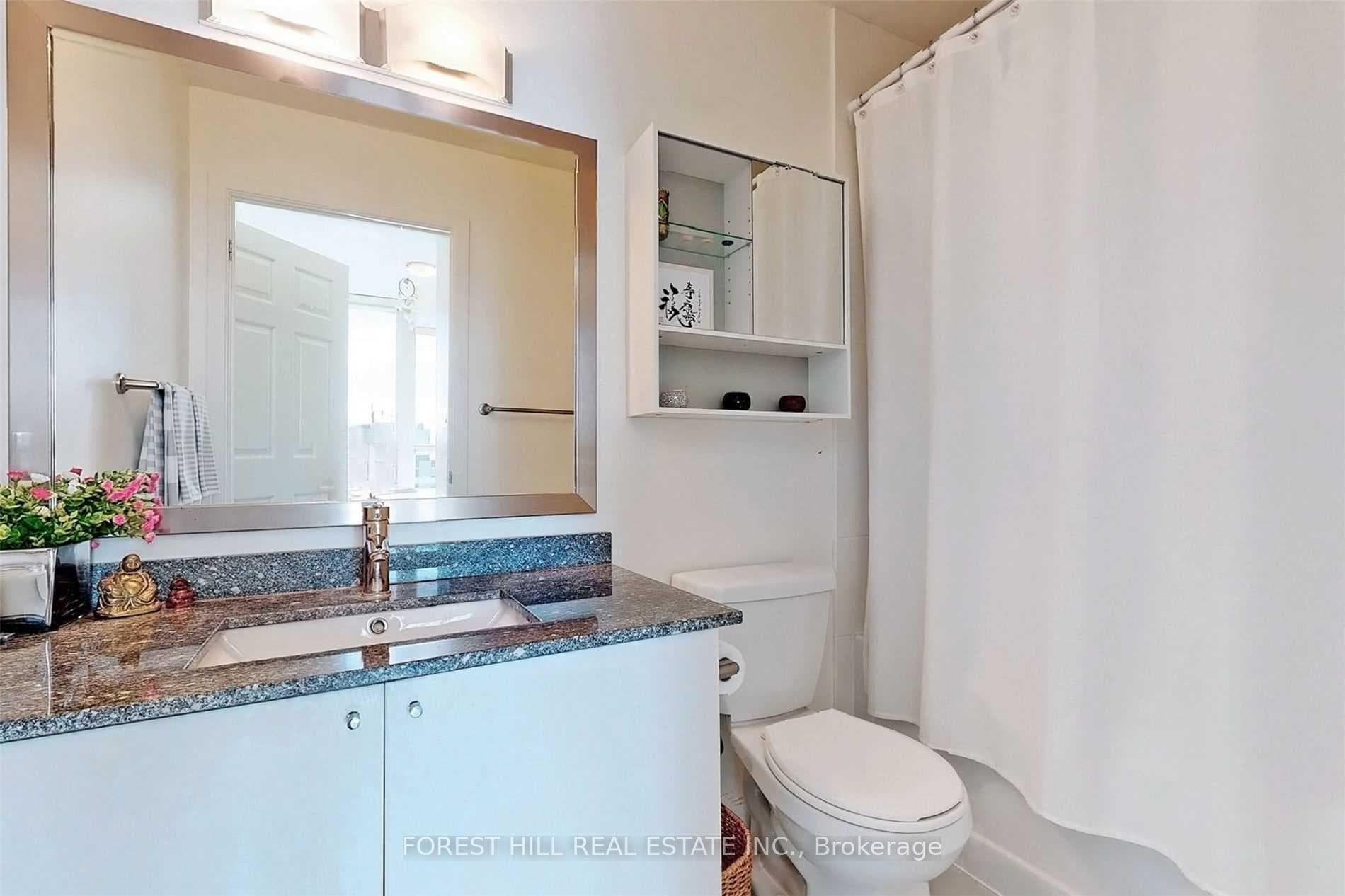 33 Bay Street Unit 3512 photo 20