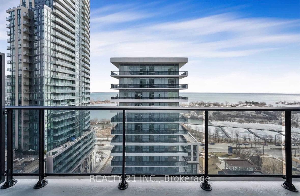 70 Annie Craig Drive Unit 1505 photo 9