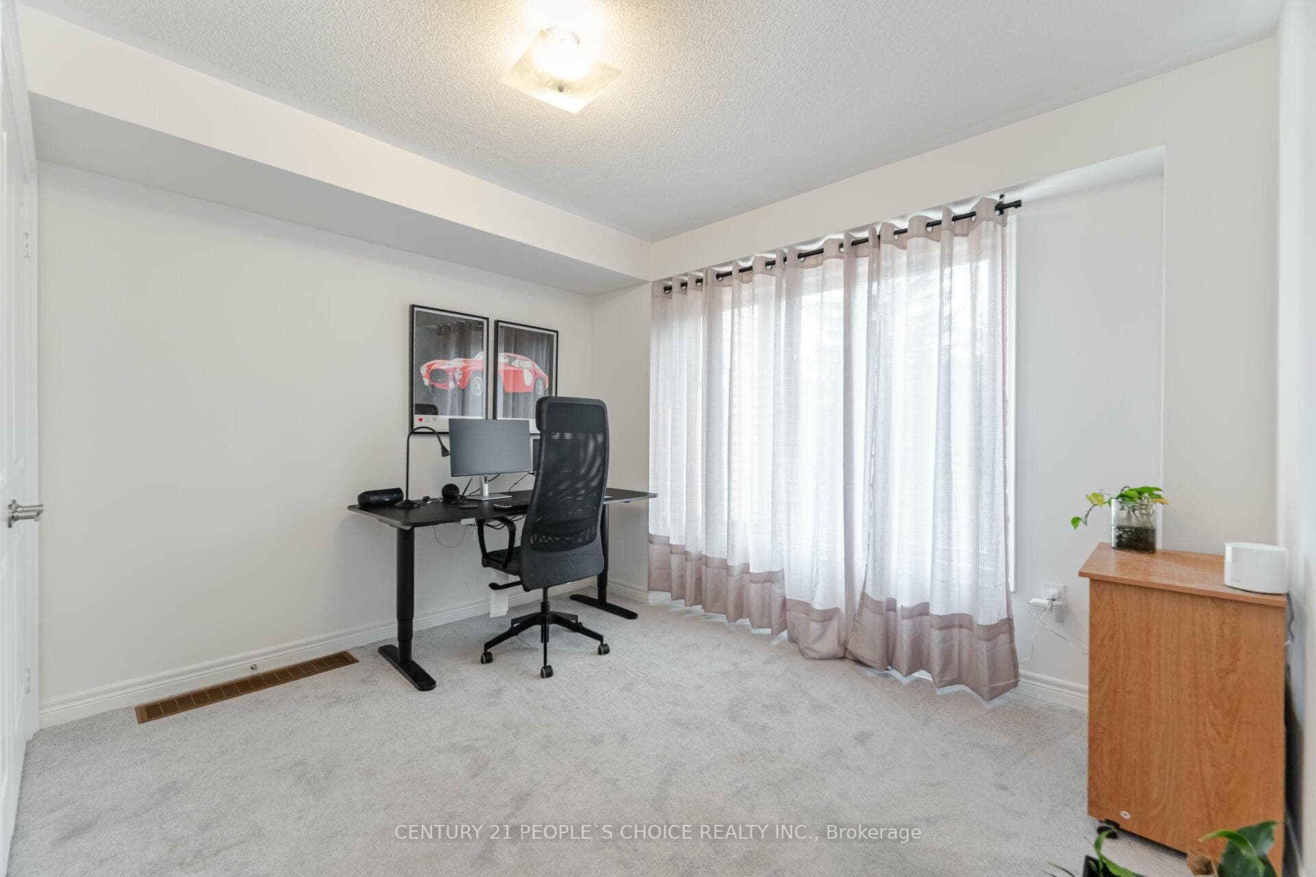 24 Queenpost Drive photo 24