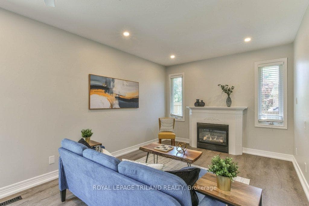16 PINEHURST Drive photo 24