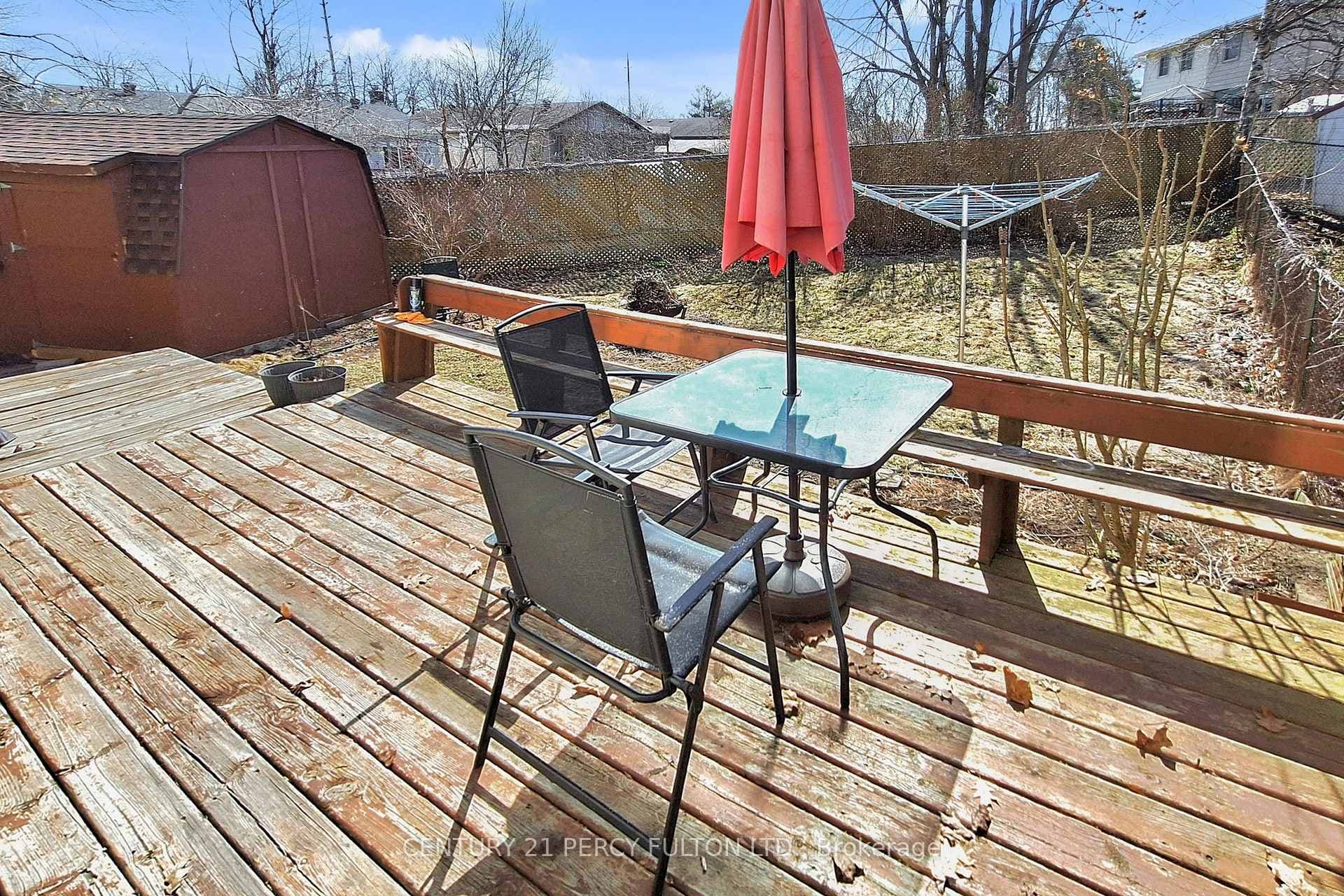 217 CUNDLES Road photo 46