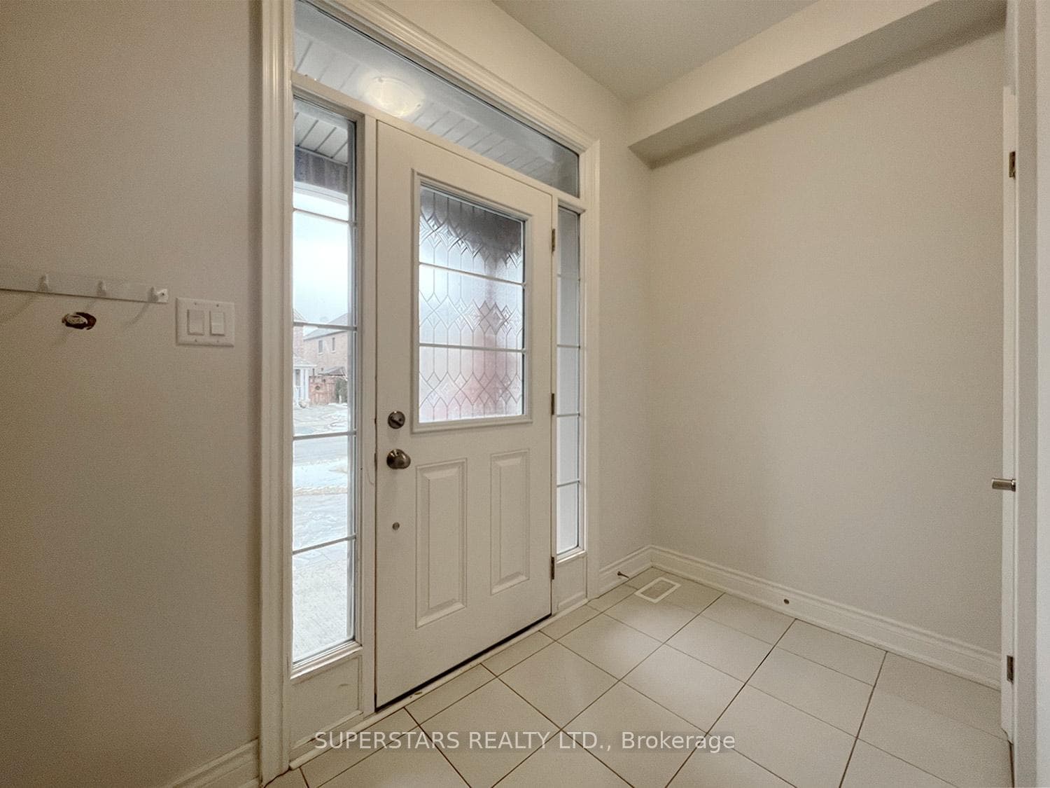 17 Briarfield Avenue Unit Main photo 22