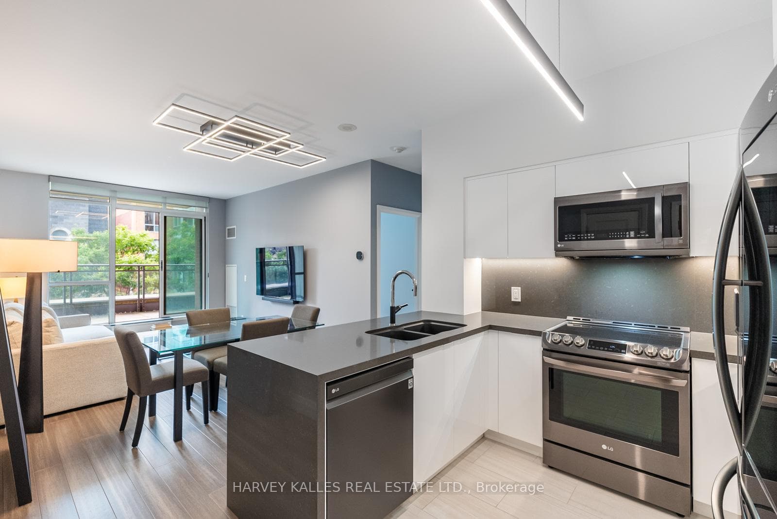 319 Merton Street Unit 219 photo 8