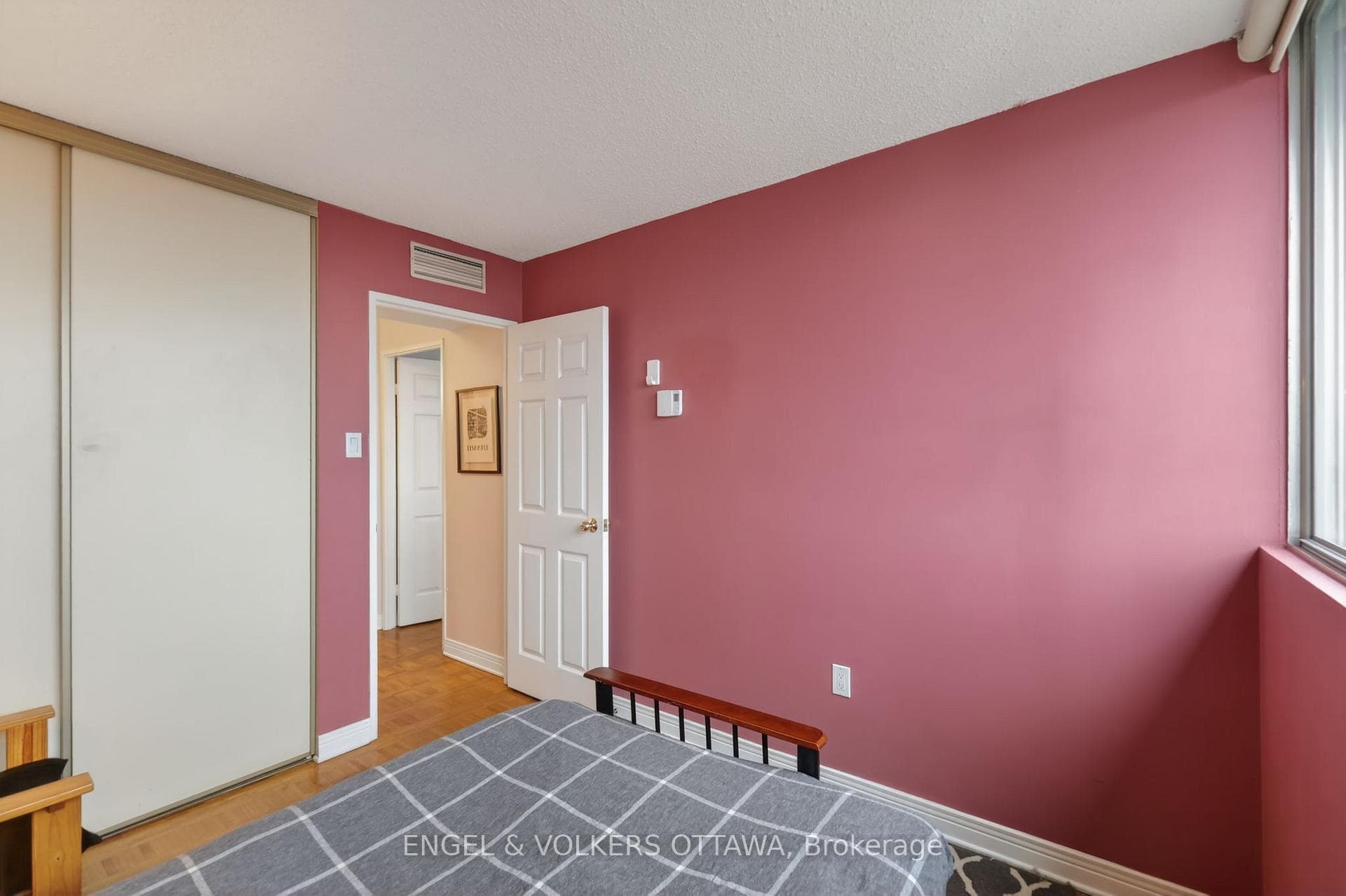 530 Laurier Avenue Unit PH5 photo 20