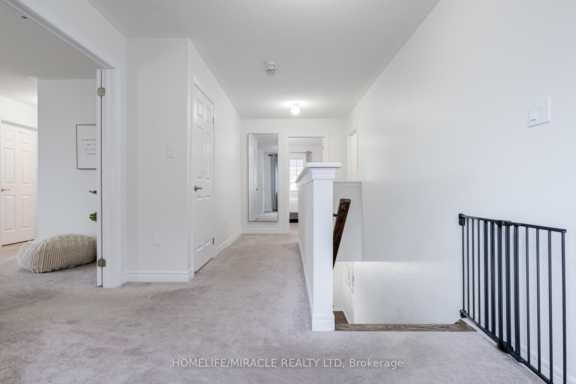 30 Atkinson Crescent photo 23