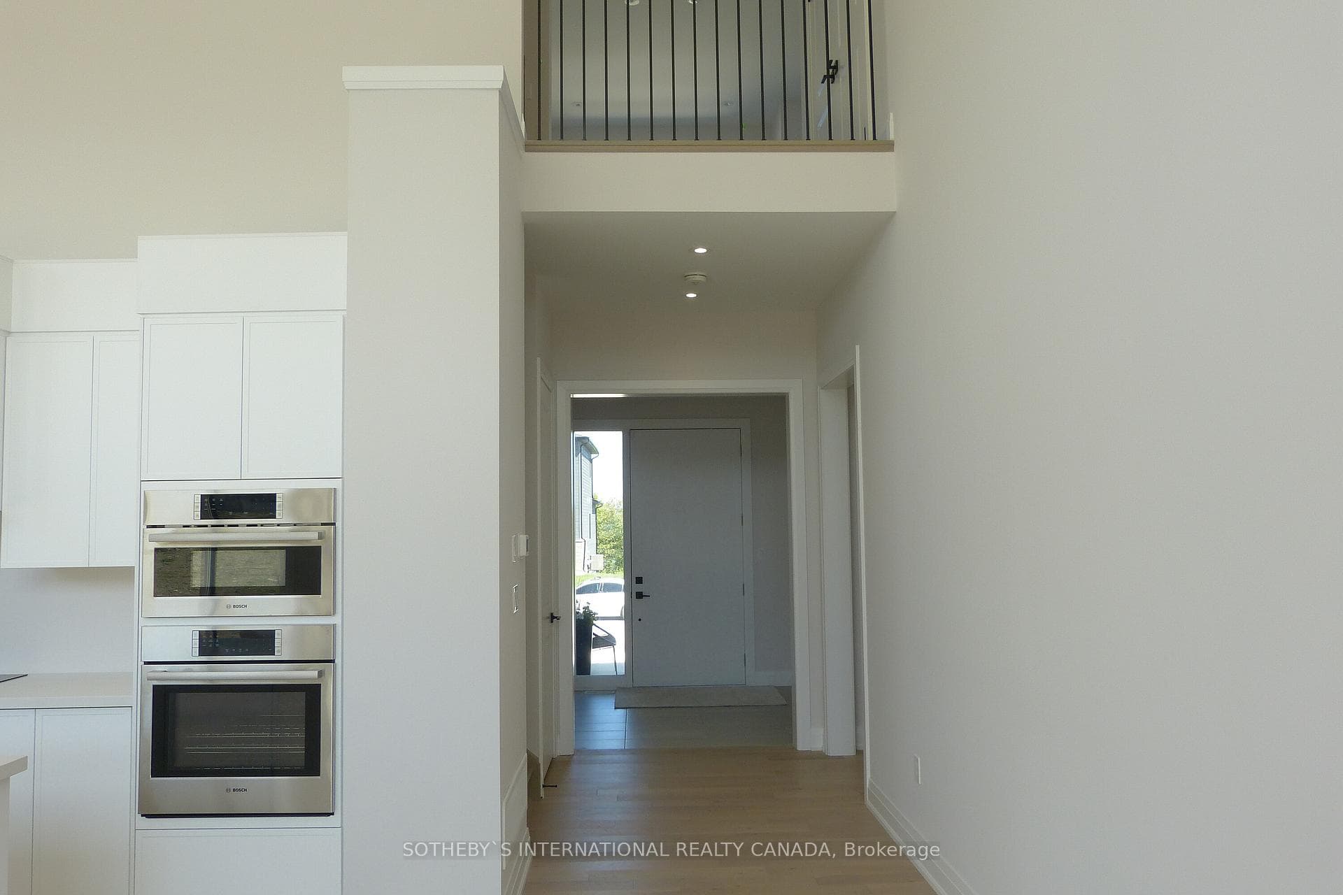 102 Sladden Court photo 14