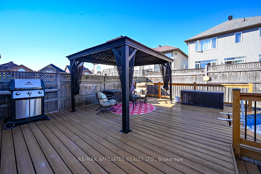 951 Rotary Way photo 37
