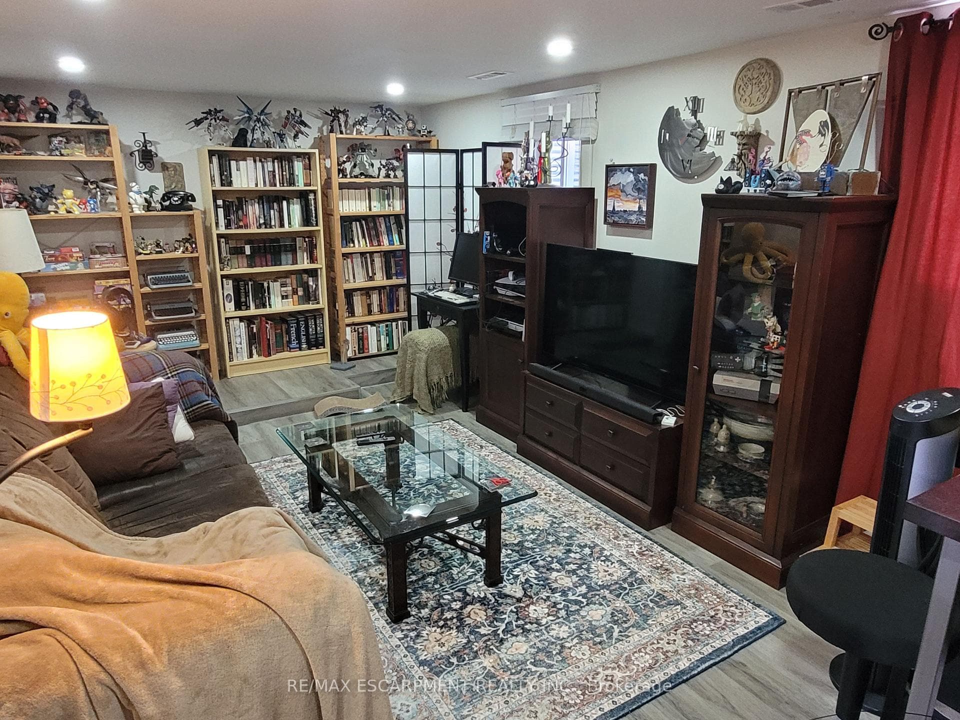 239 WEST 18TH Street photo 24