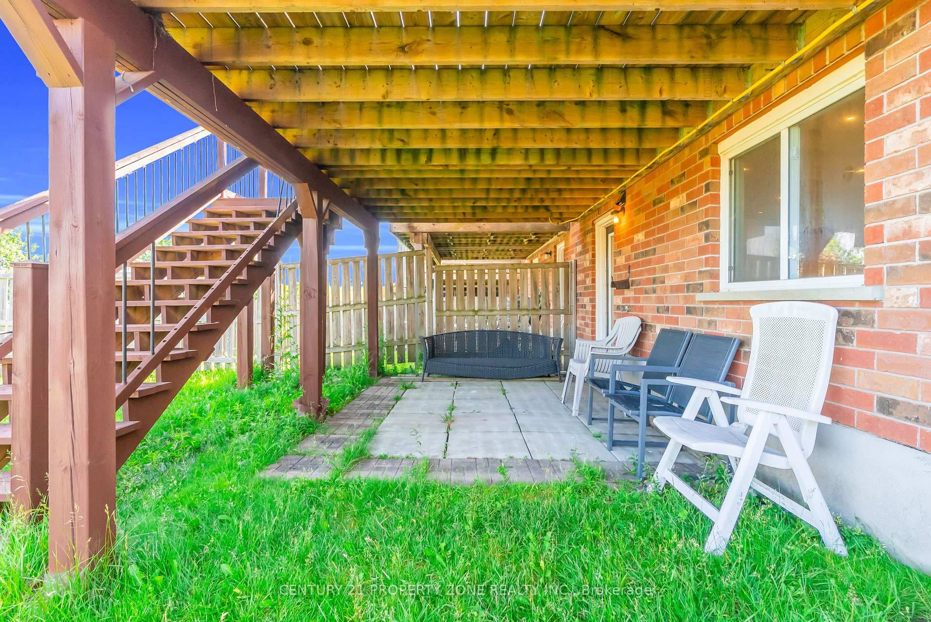 75 Benjamin Crescent photo 45