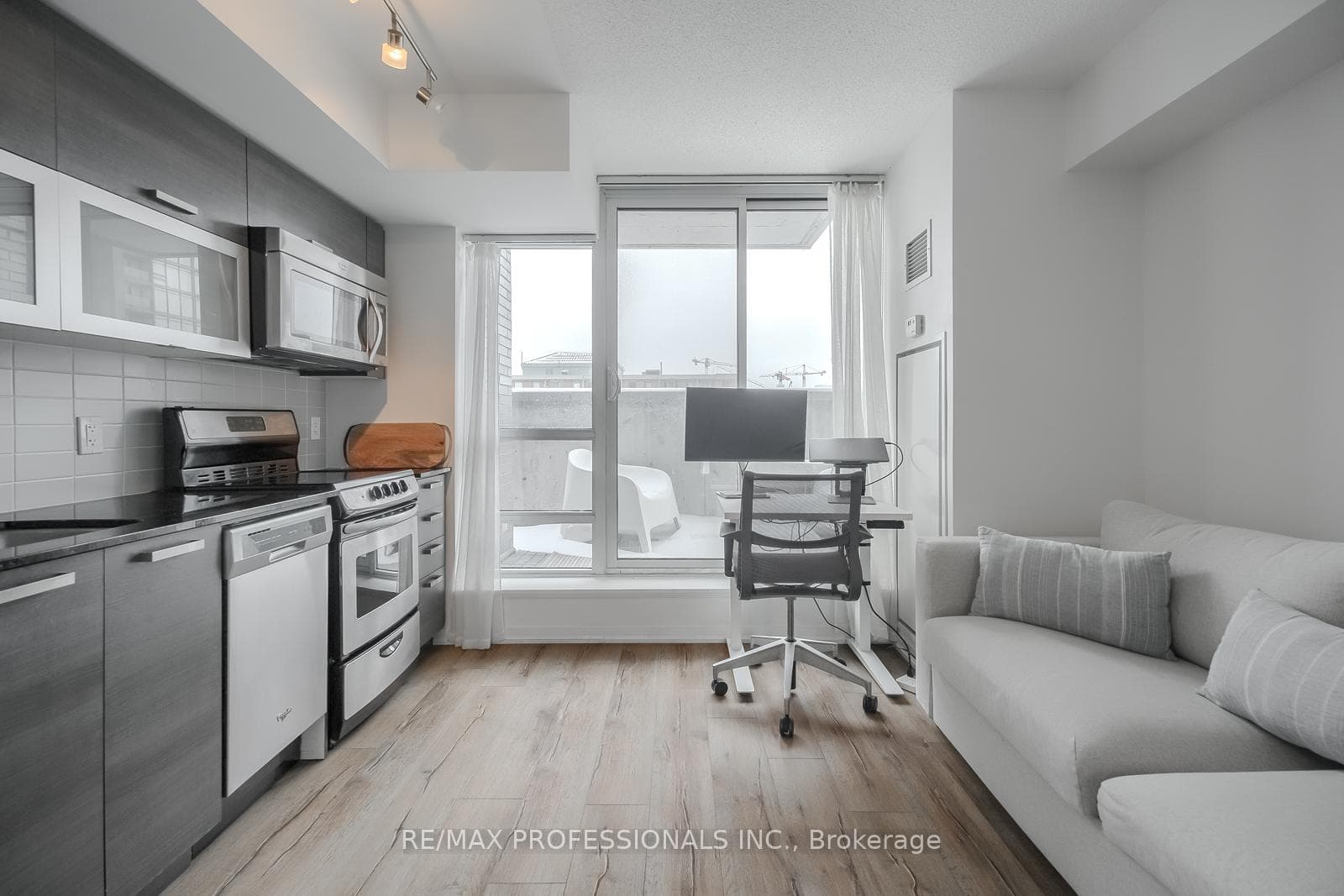 68 Abell Street Unit 743 photo 4