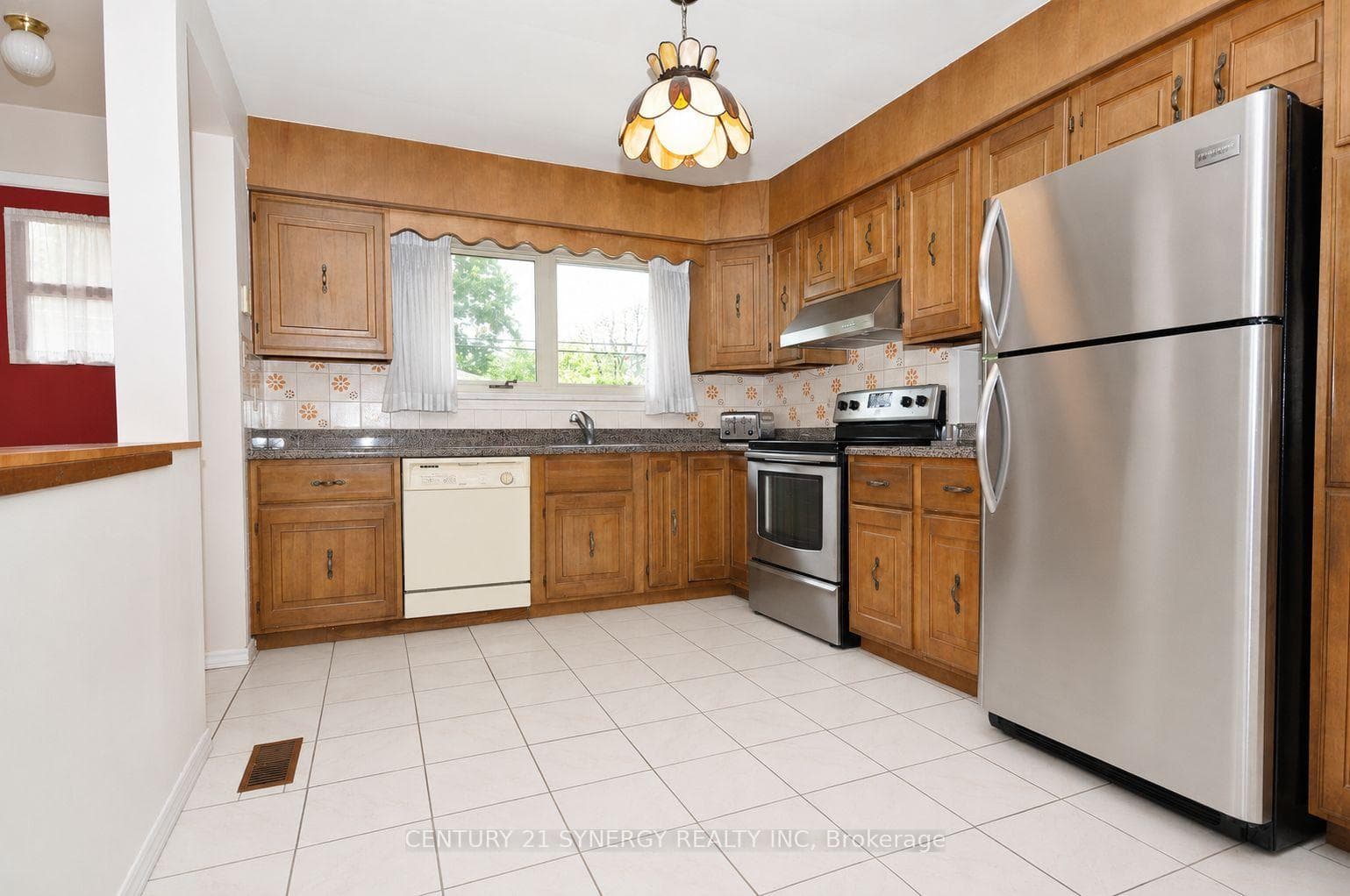 2148 Iris Street photo 10