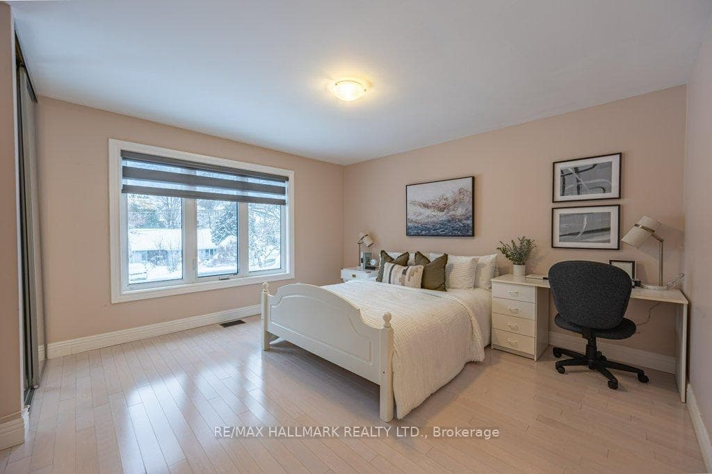 82 Grandview Avenue photo 19