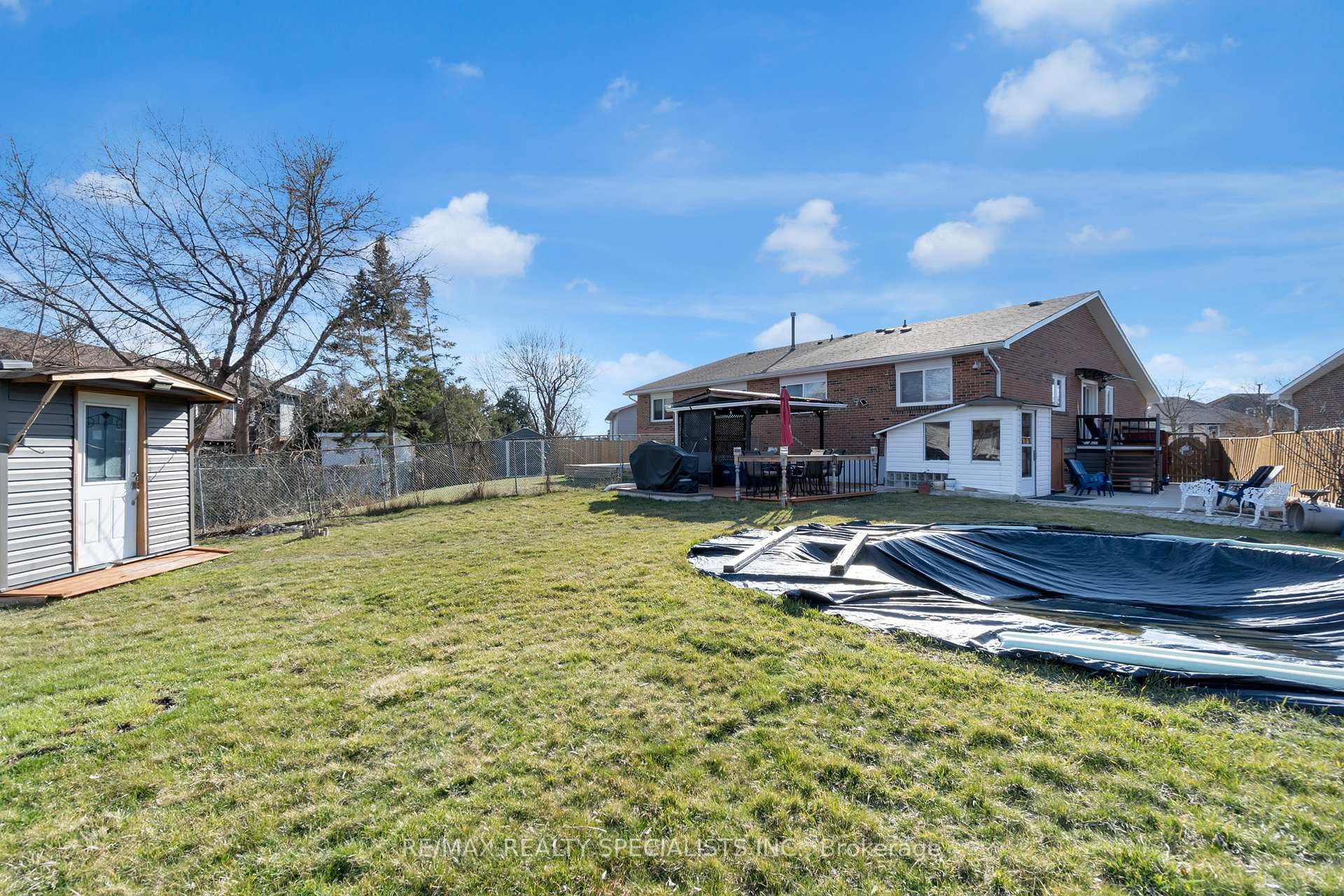 56 Camberley Crescent photo 23