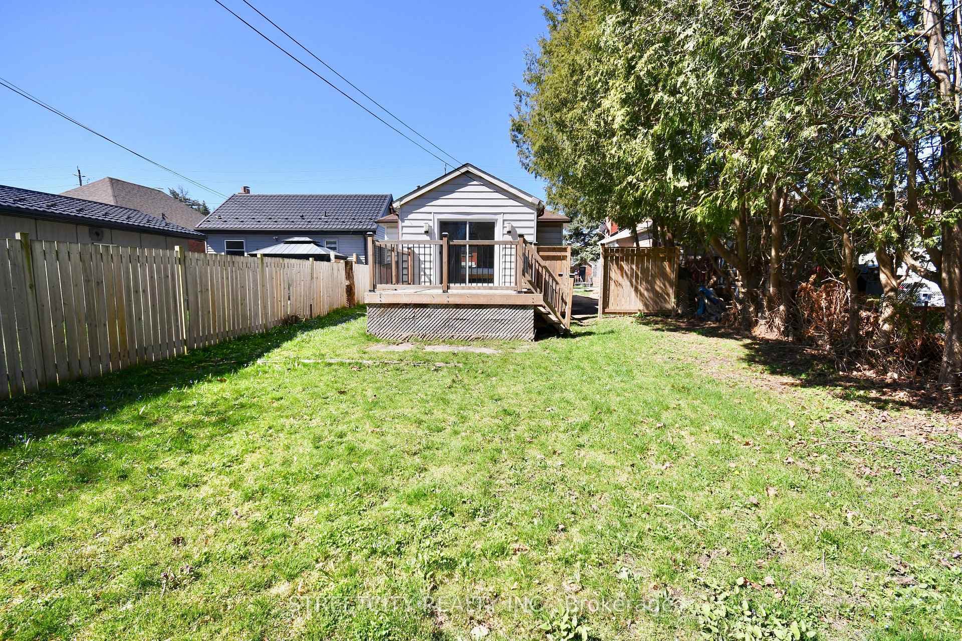516 HIGHBURY Avenue photo 35