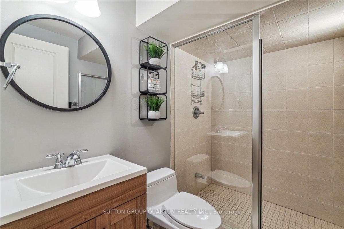 2378 Marine Drive photo 25