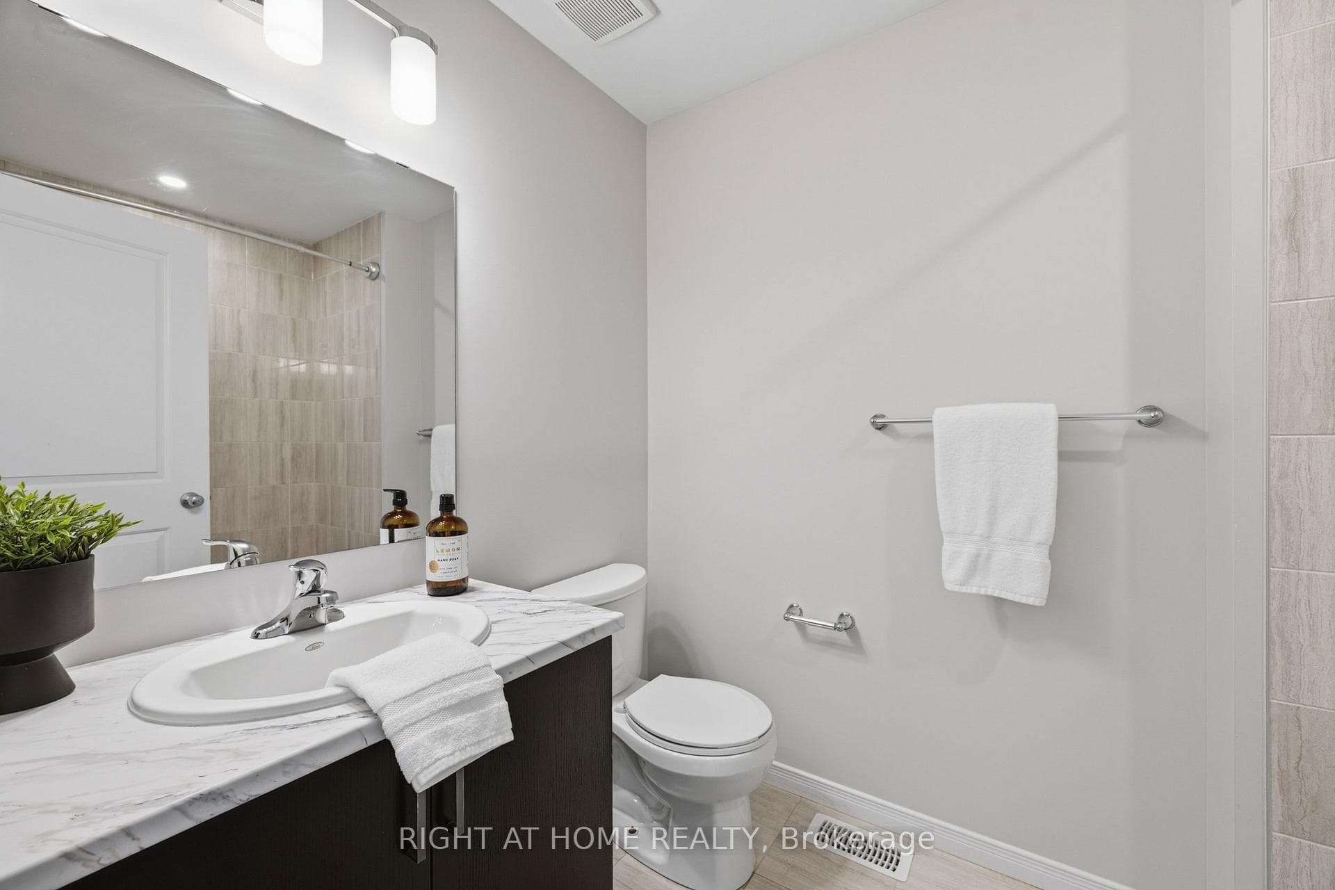 593 Edenwylde Drive photo 37