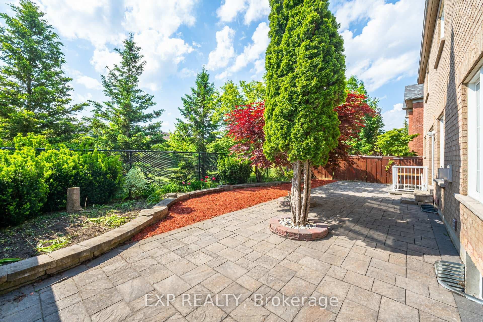 48 Goodhart Crescent photo 36