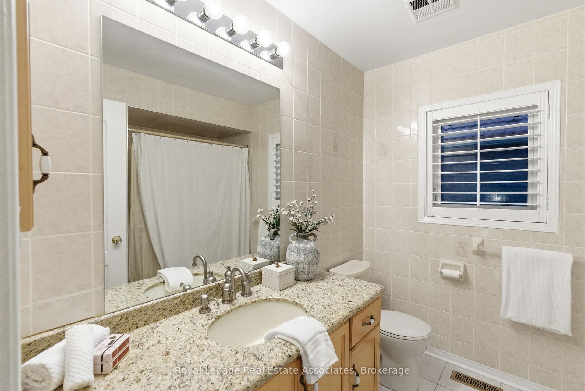 17 Walden Street photo 24
