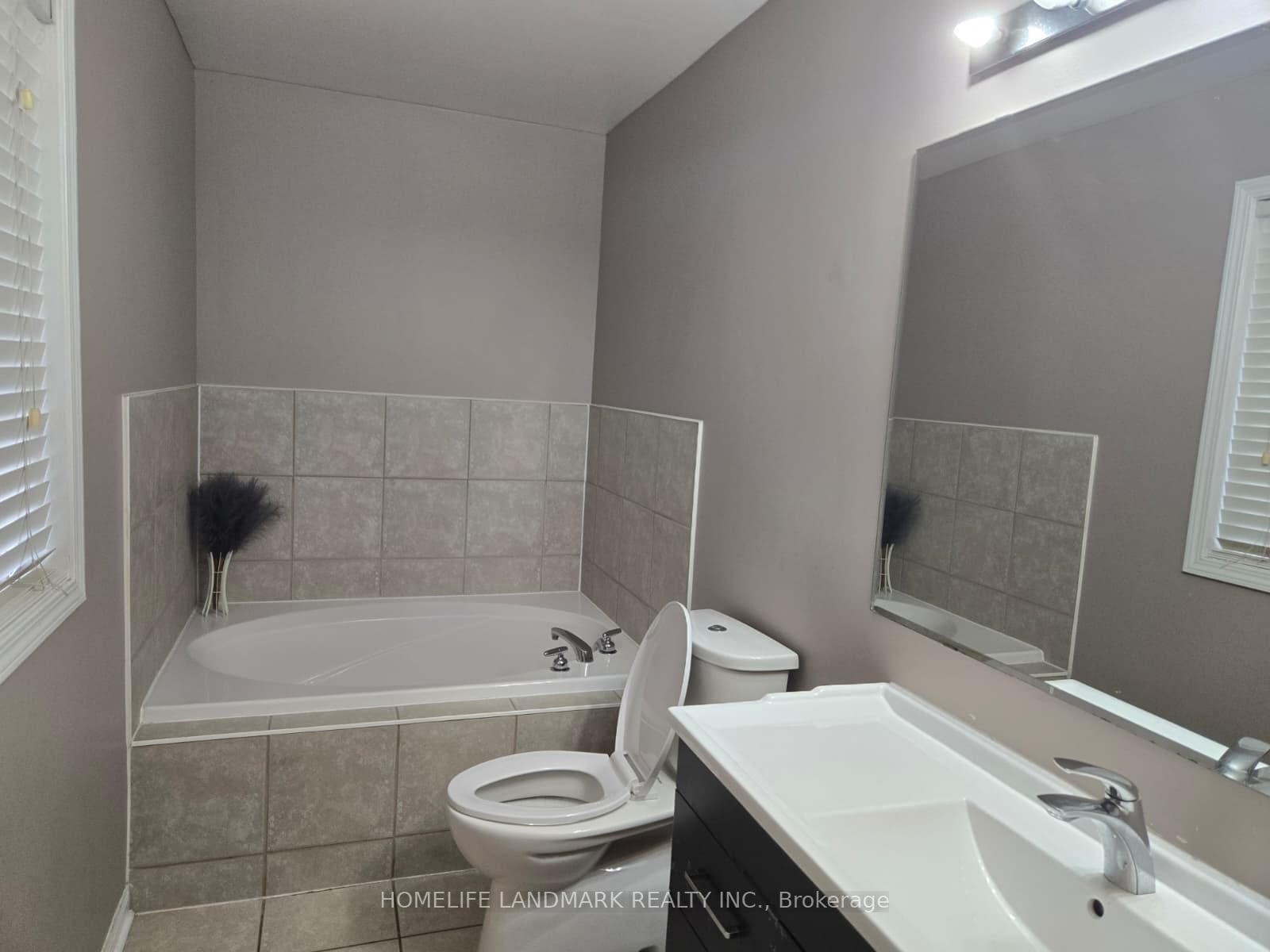 19 Wetmeadow Drive photo 11