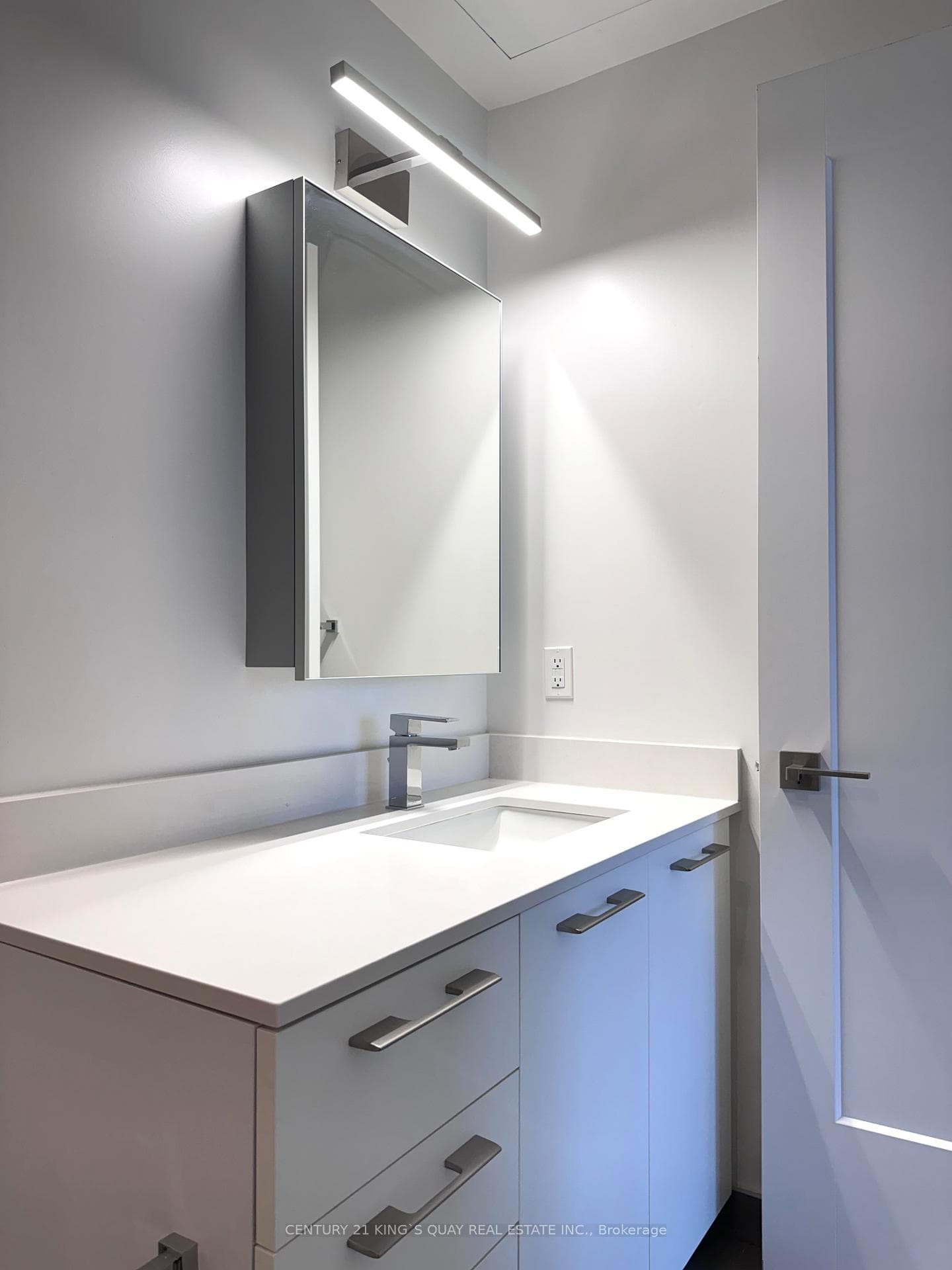 38 Waterwalk Drive Unit 331 photo 16