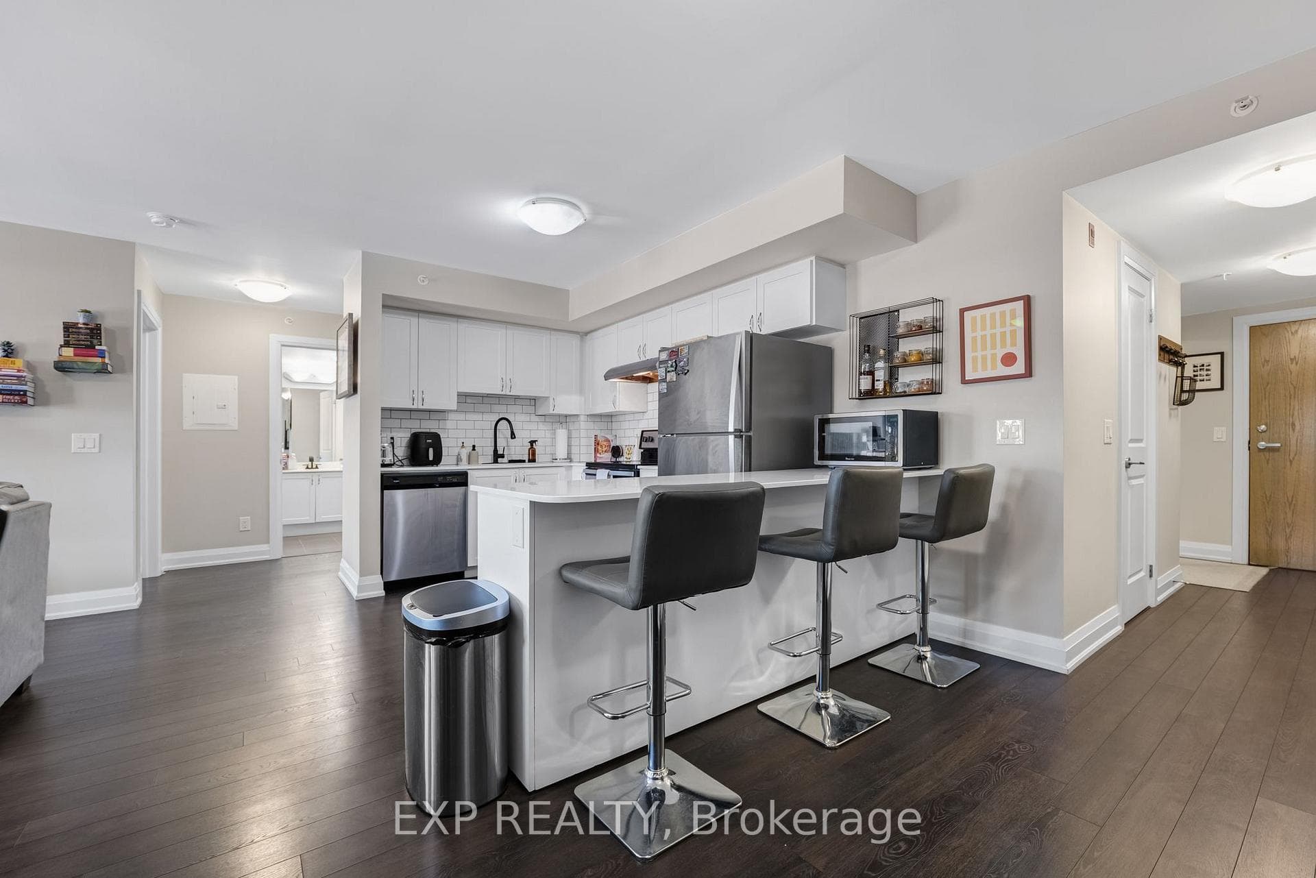 481 Rupert Avenue Unit 414 photo 6