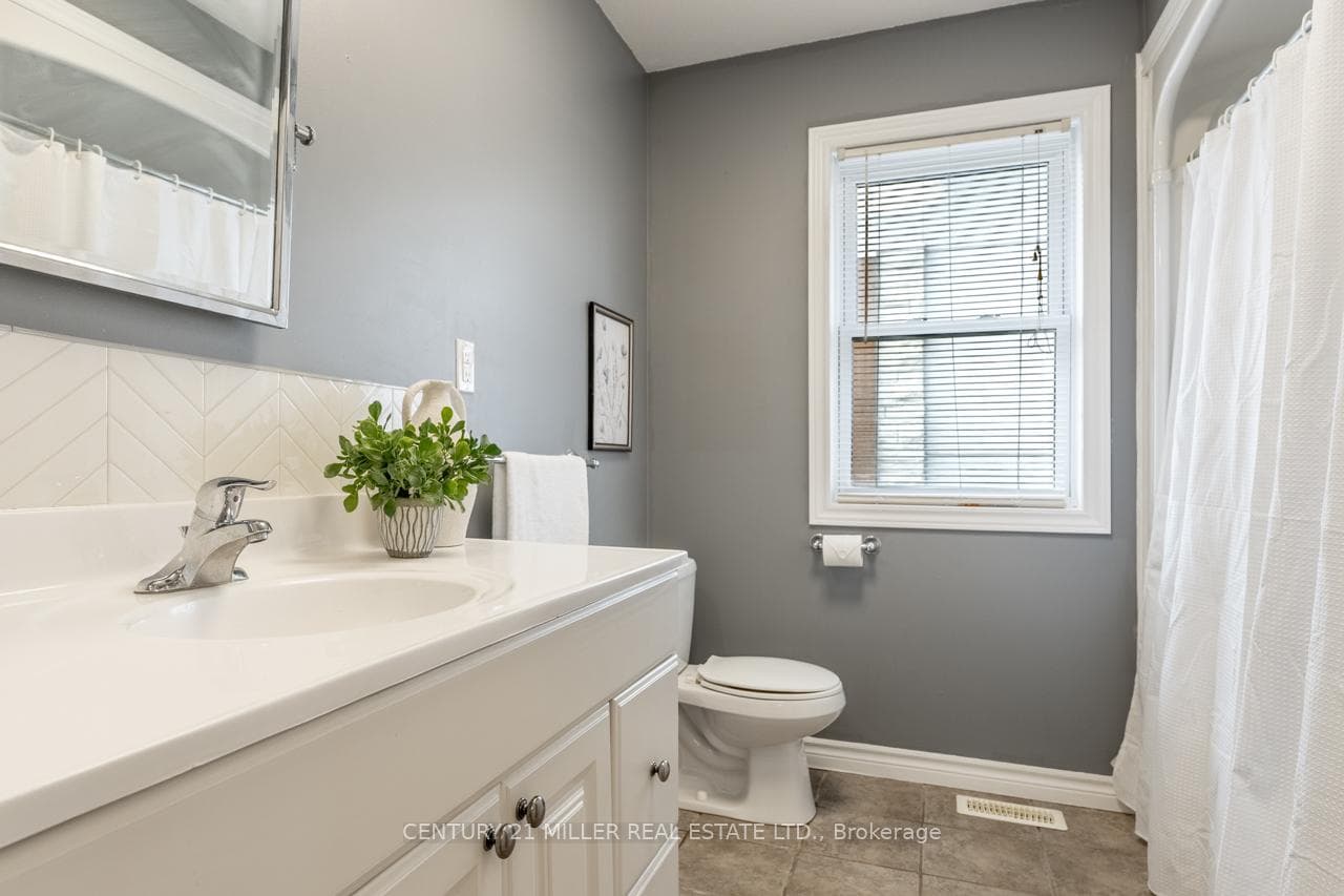 120 Charles Street photo 15