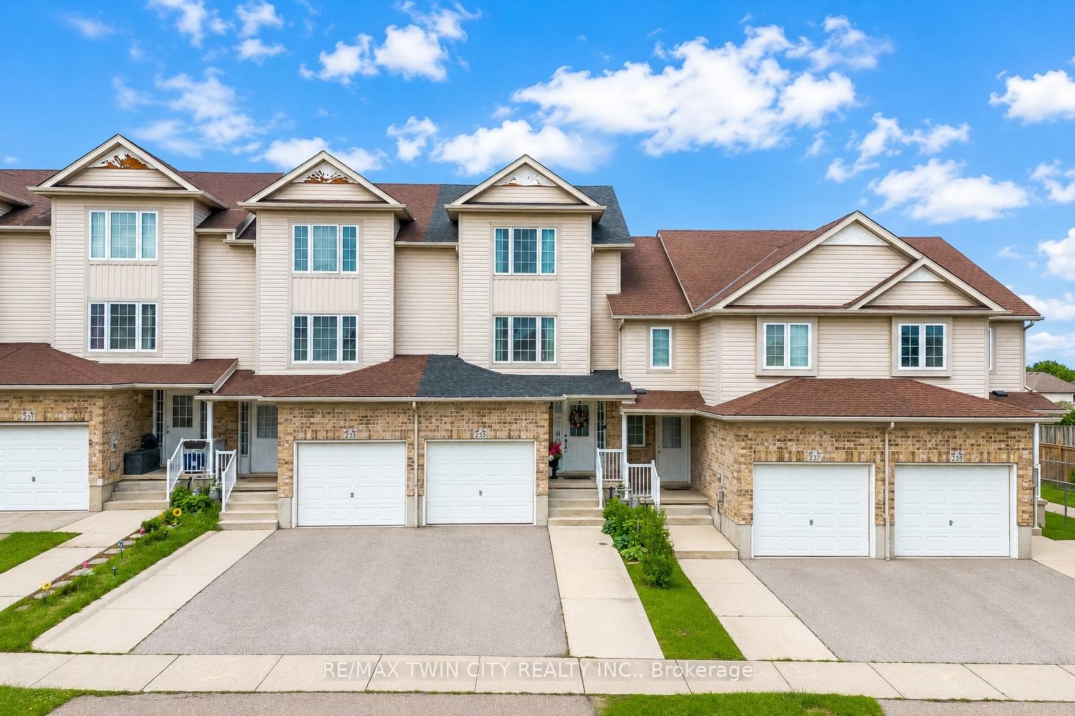 235 Red Clover Court photo 1