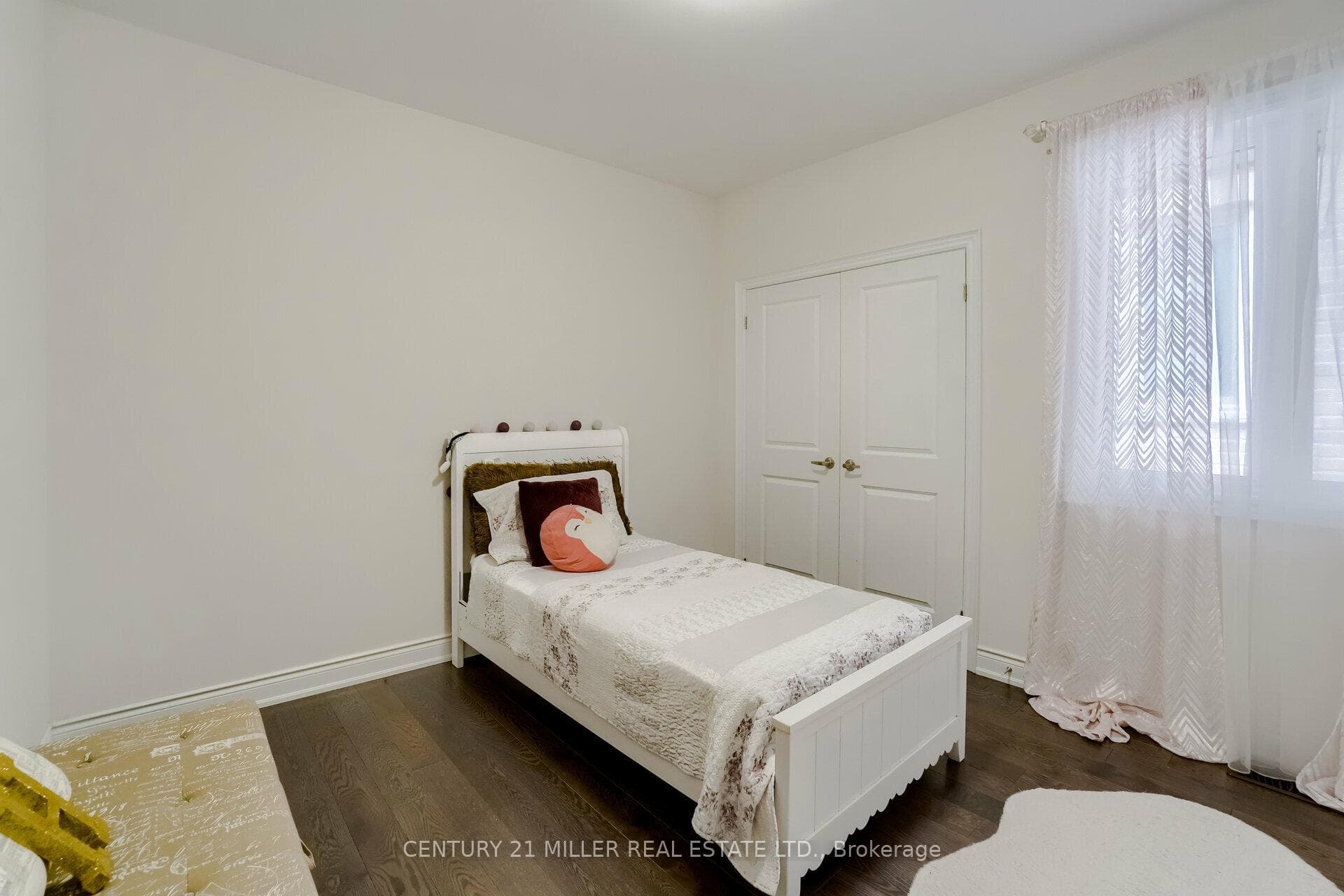3106 Millicent Avenue photo 29