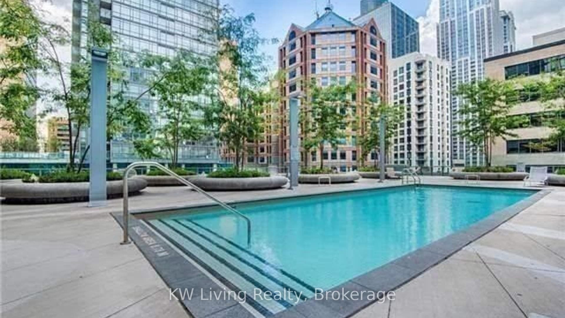 832 Bay Street Unit 1303 photo 40