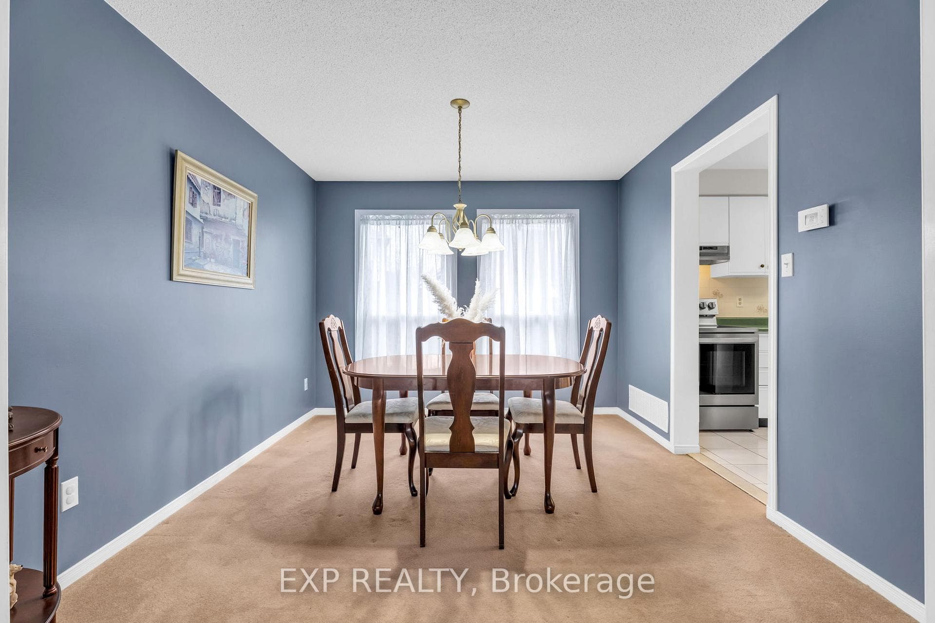 22 Bristol Avenue photo 12