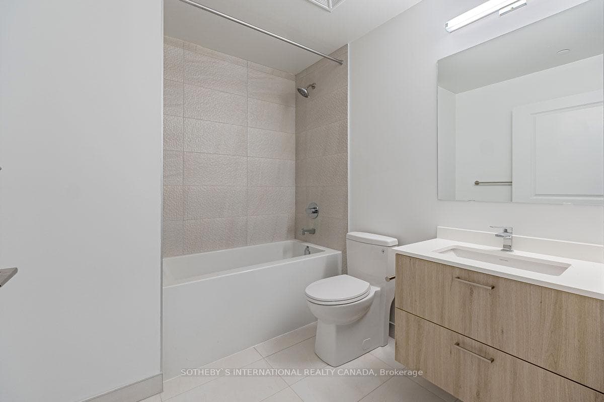 30 Upper Mall Way Unit 3305 photo 20