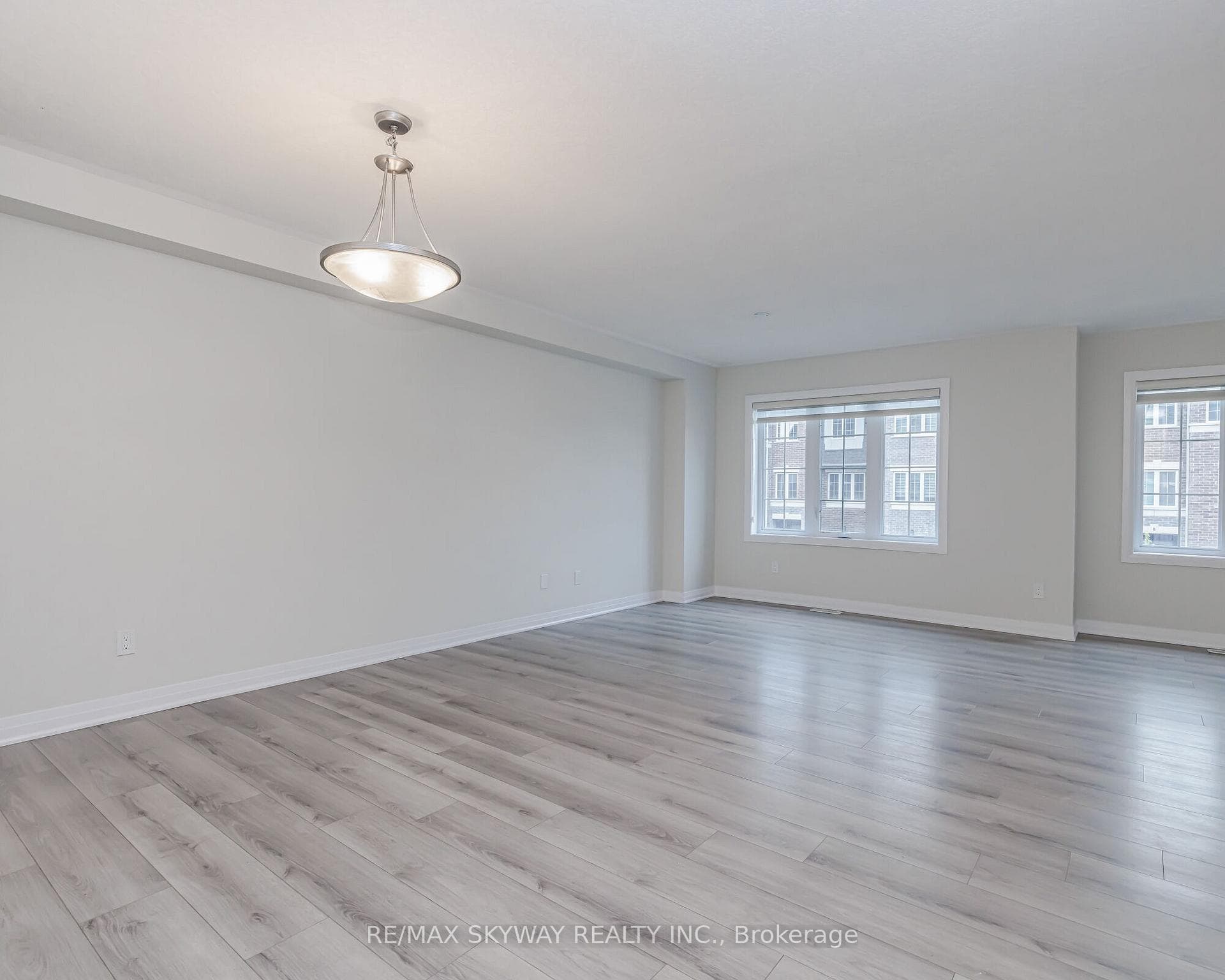 311 Woolwich Street Unit 5 photo 7