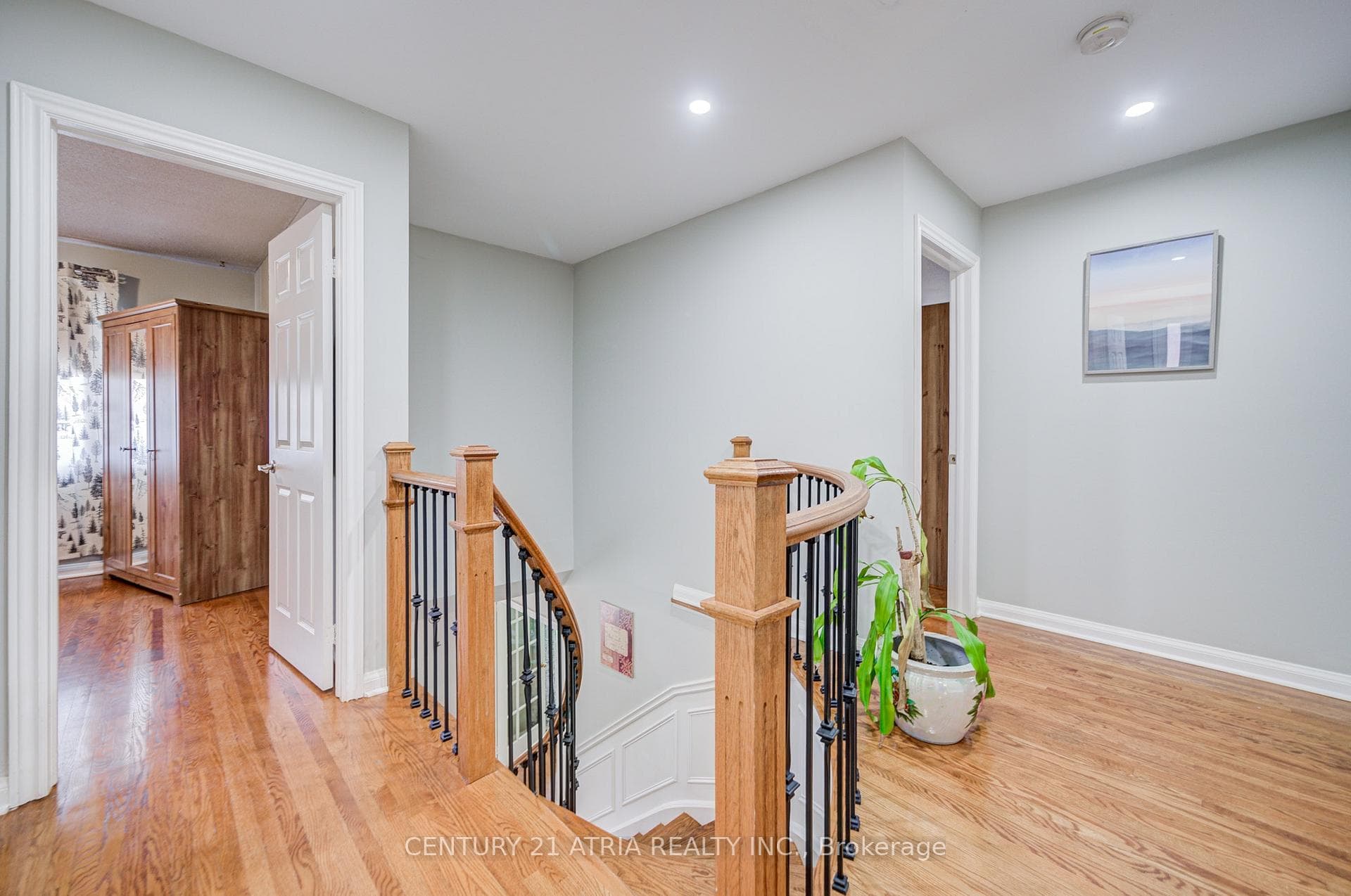 189 Louis Drive photo 23