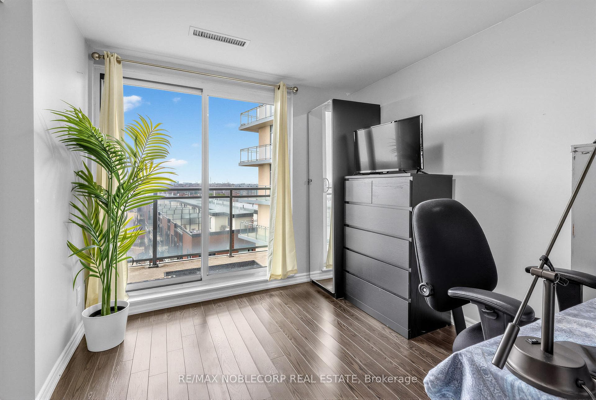 7730 Kipling Avenue Unit 610 photo 15