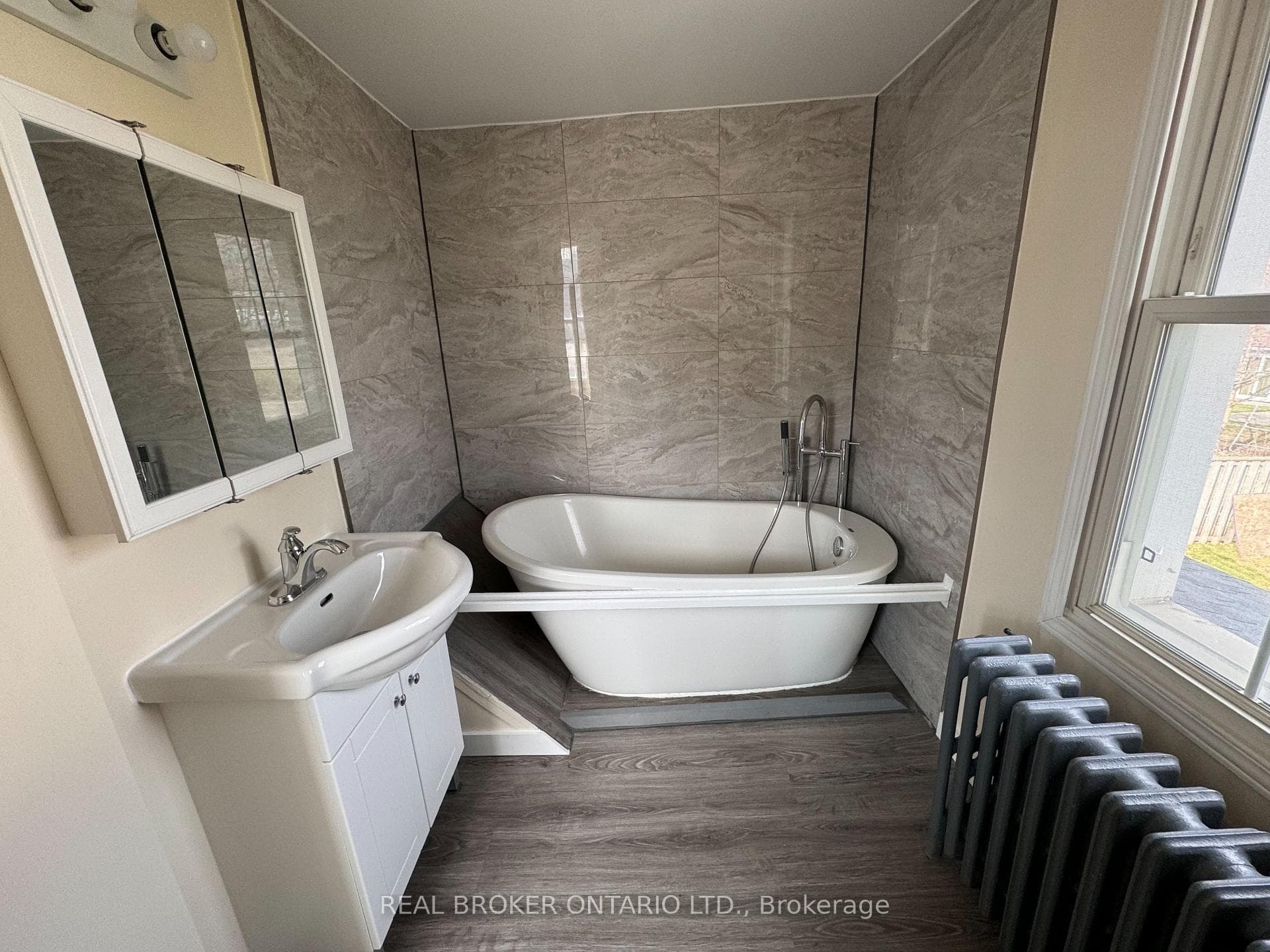 426 Phipps Street photo 31