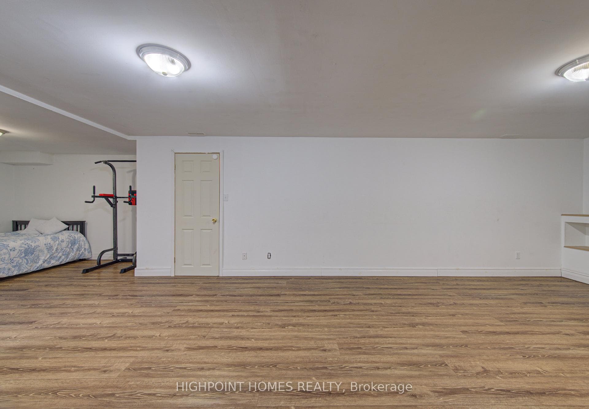 5438 Trafalgar Road photo 30