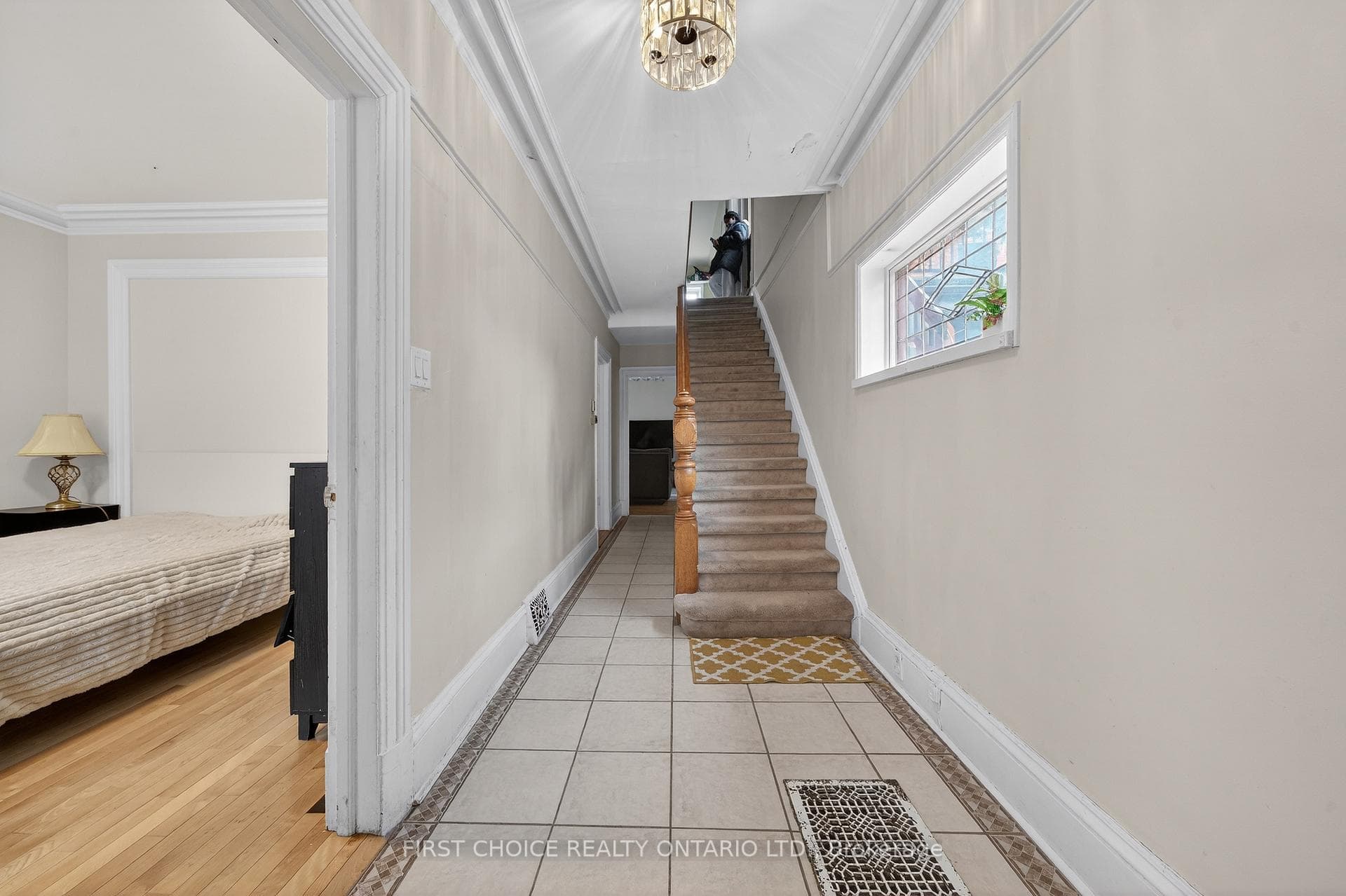 34 Gilmour Street photo 4