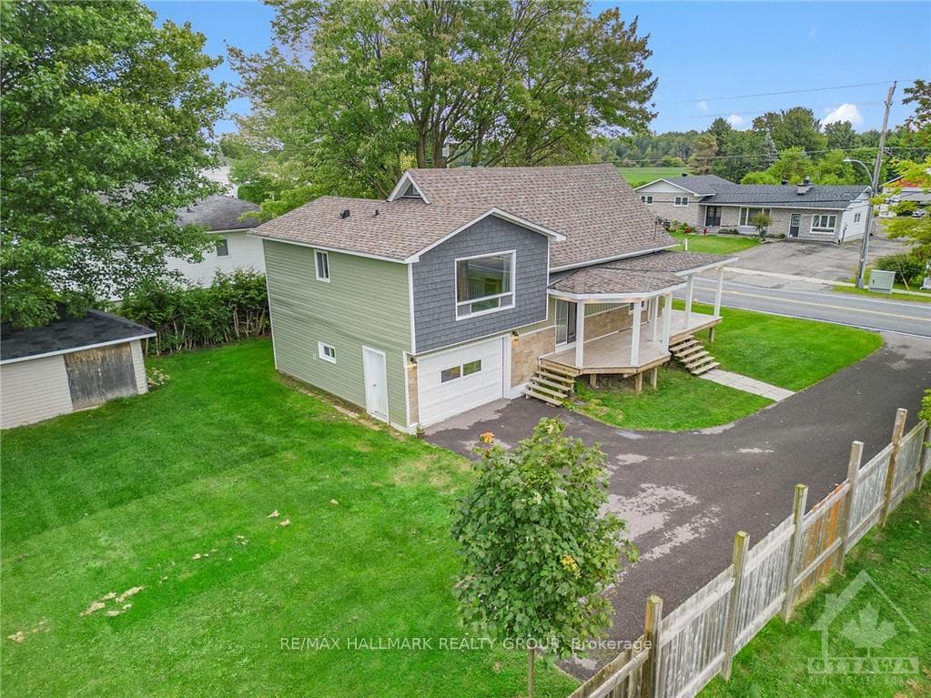 915 LACROIX Road photo 5