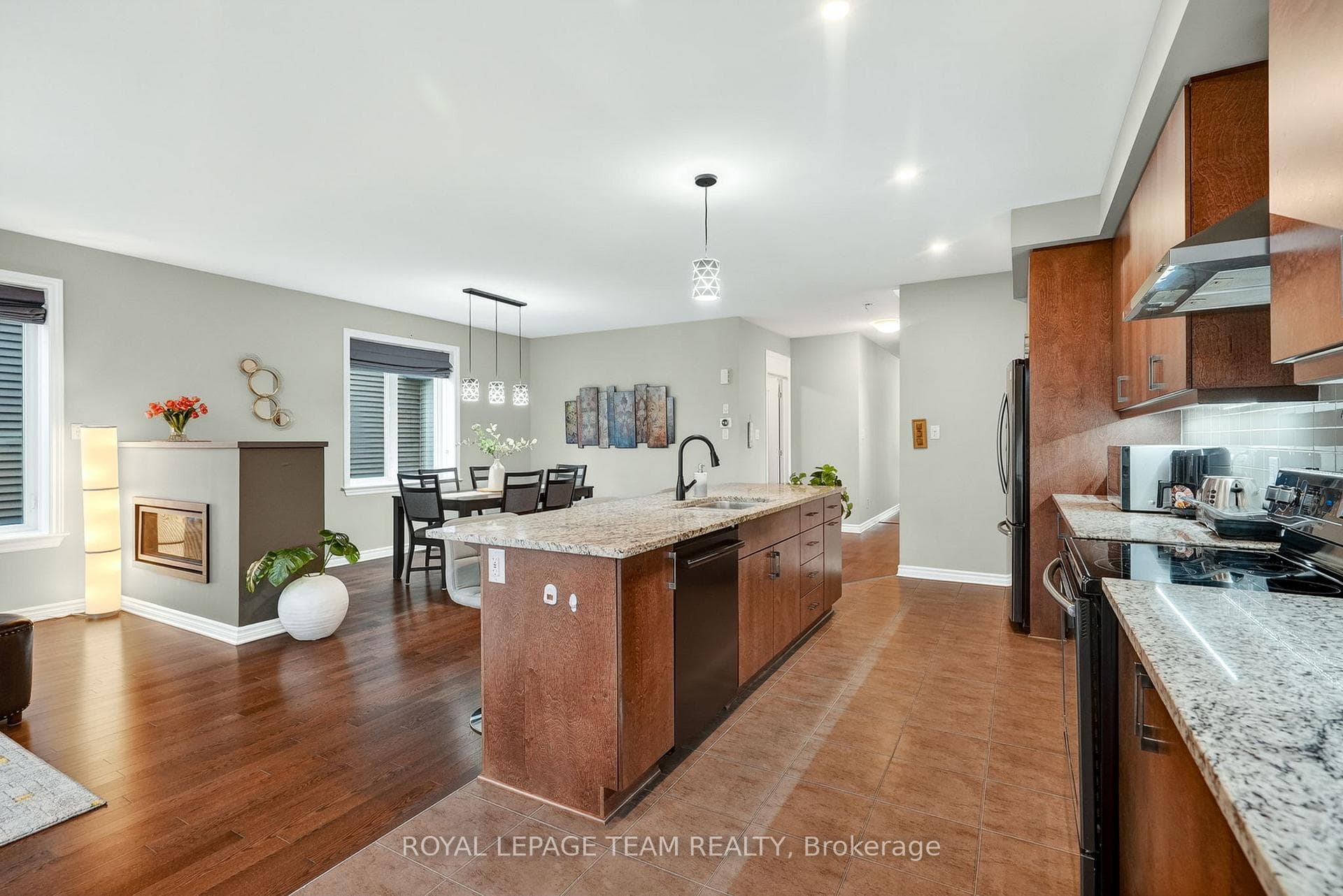 216 Helen Rapp Way photo 9