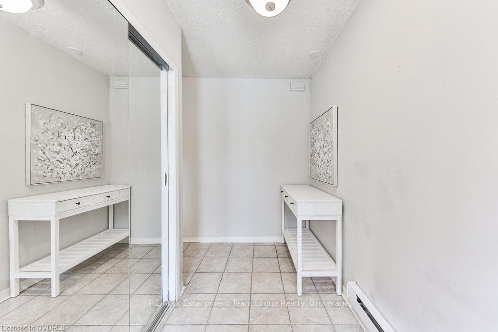 530 FALGARWOOD Drive Unit 24 photo 5