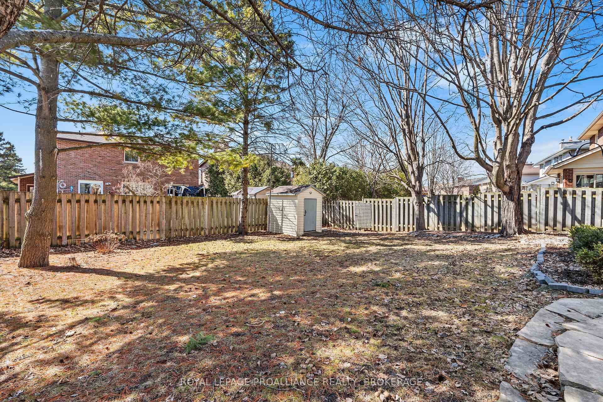 897 Lancaster Drive photo 42