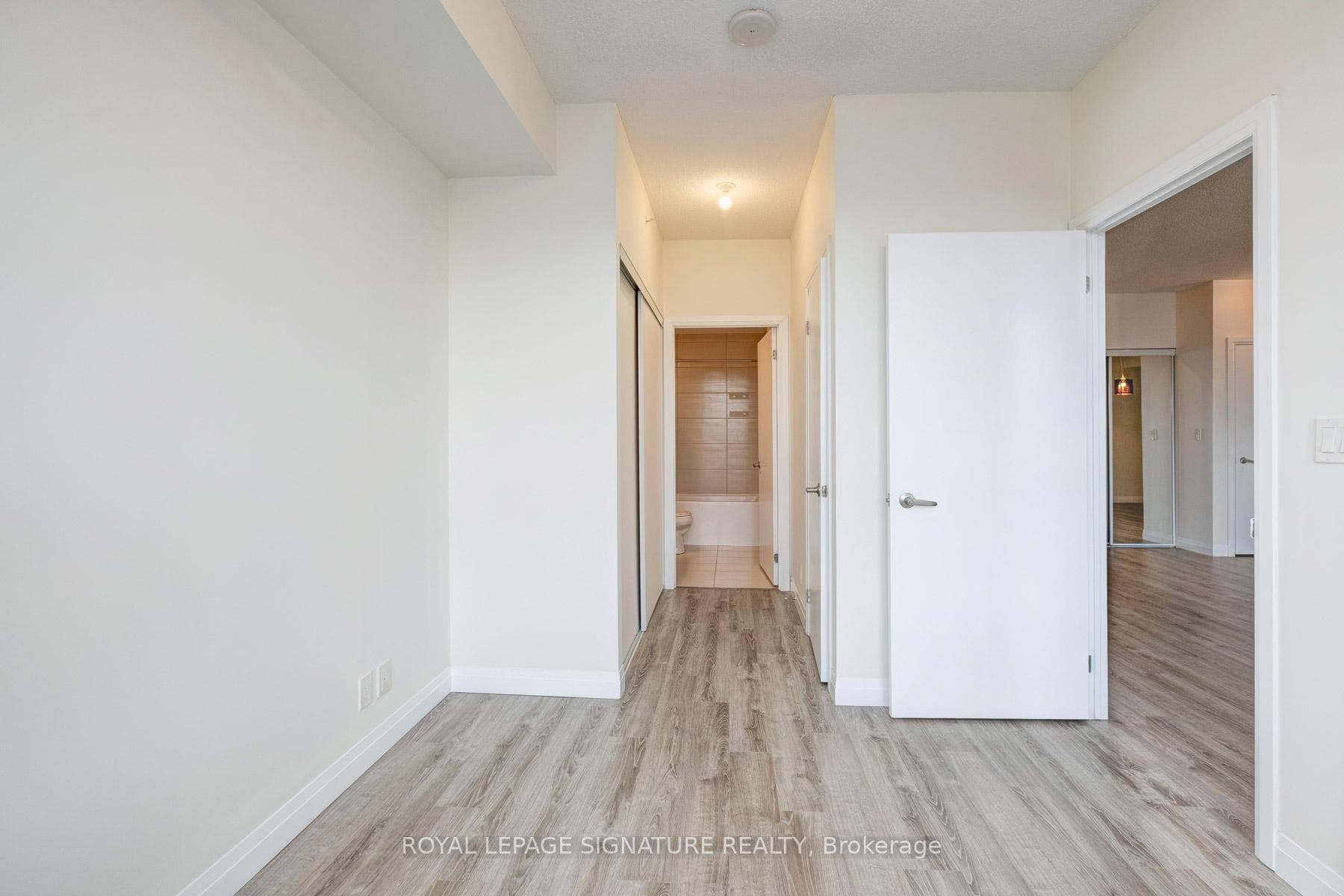 22 East Haven Drive Unit 537 photo 17