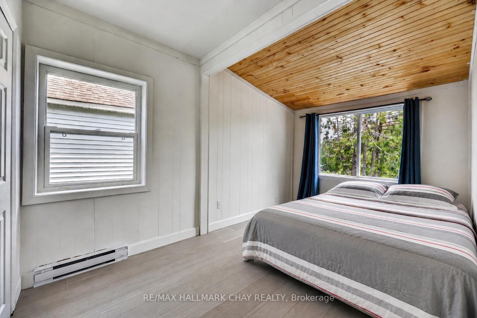 8 Myrtle Avenue photo 12