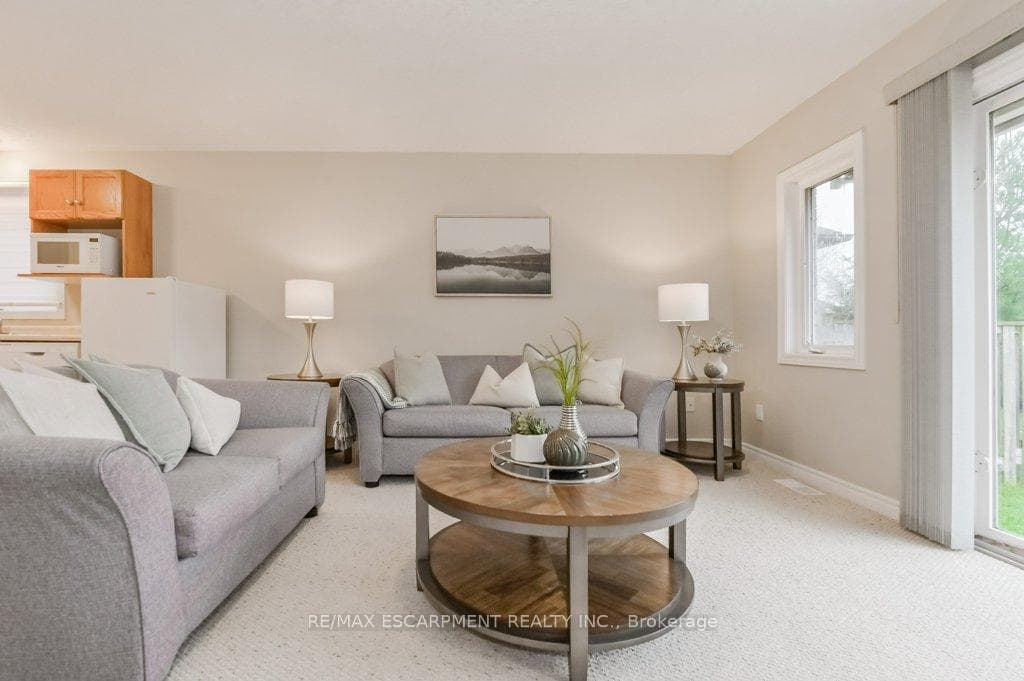27 Beirnes Court photo 17