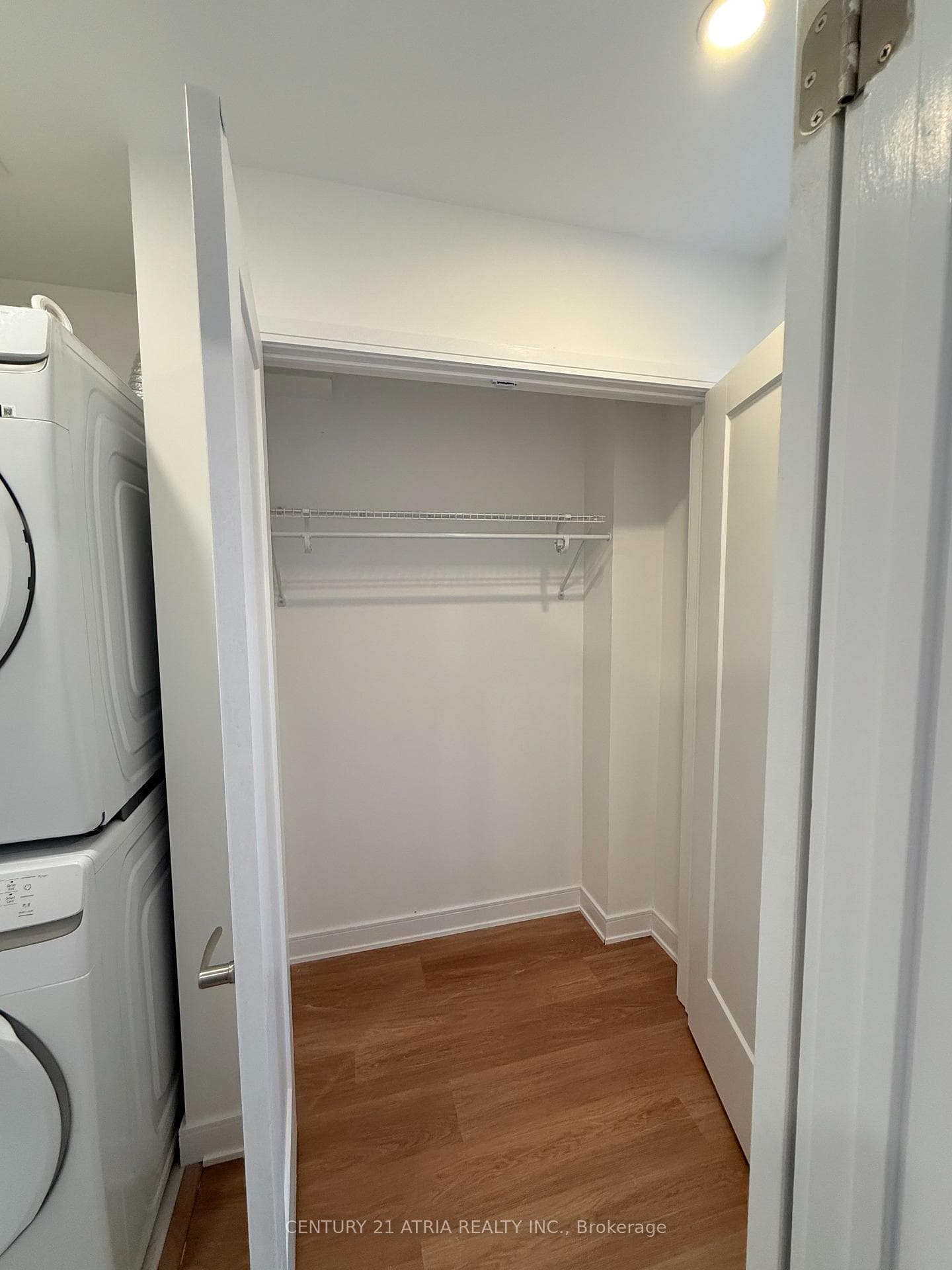 4 Nectarine Crescent photo 8
