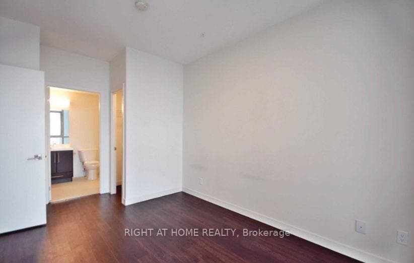 2087 Fairview Street Unit 905 photo 12