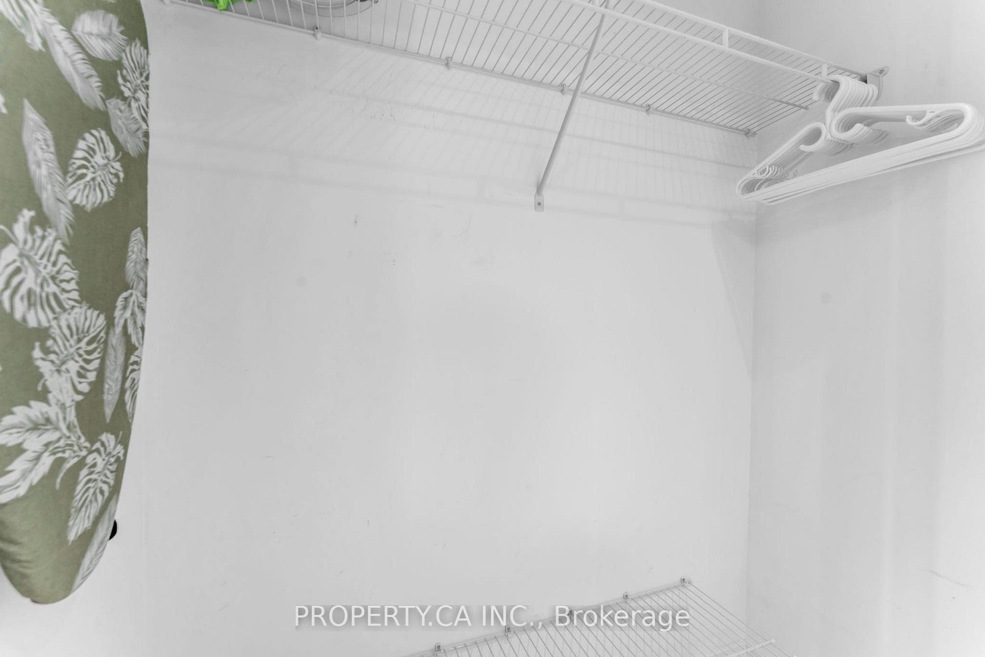 488 University Avenue Unit 3002 photo 27