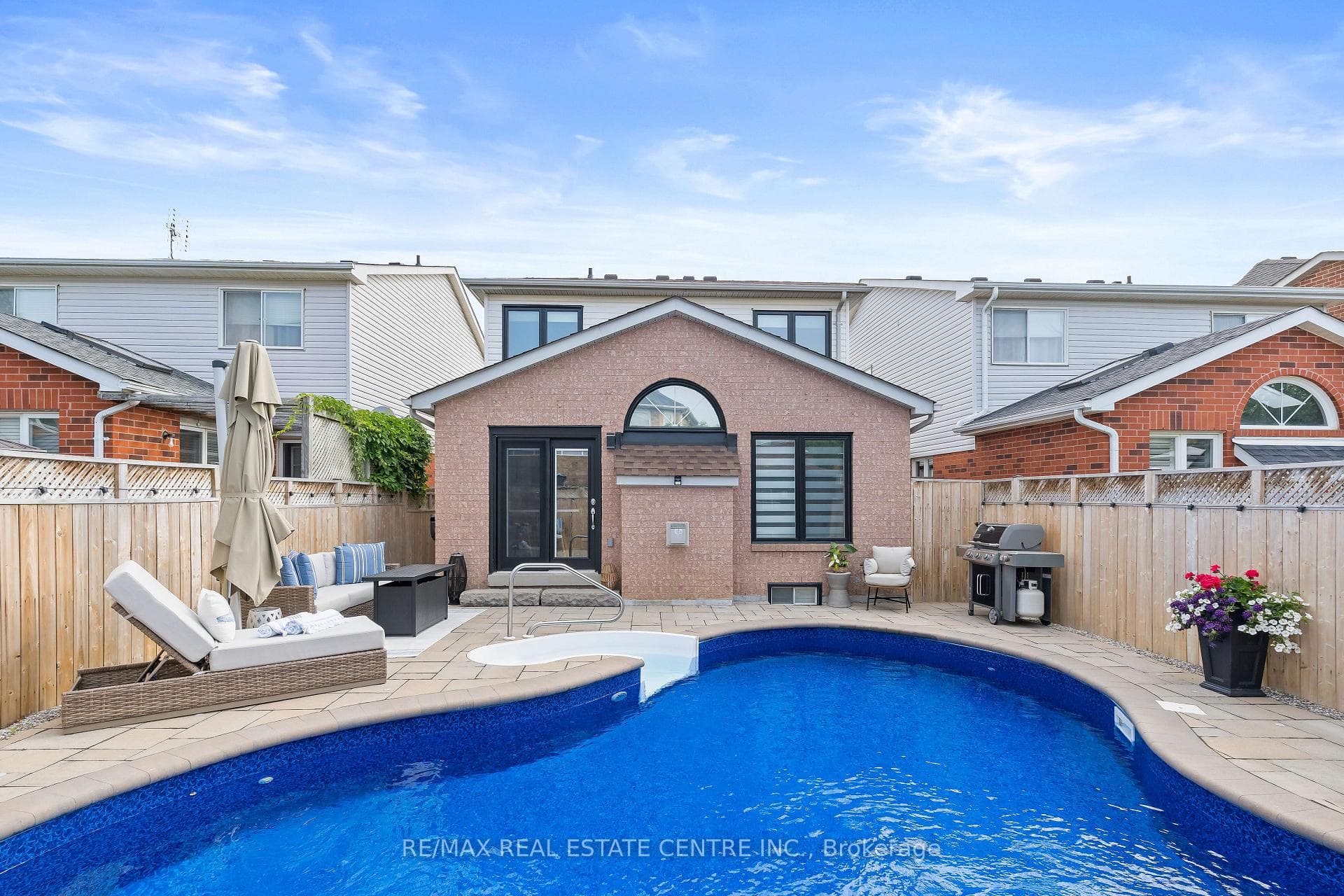 66 Curry Crescent photo 50