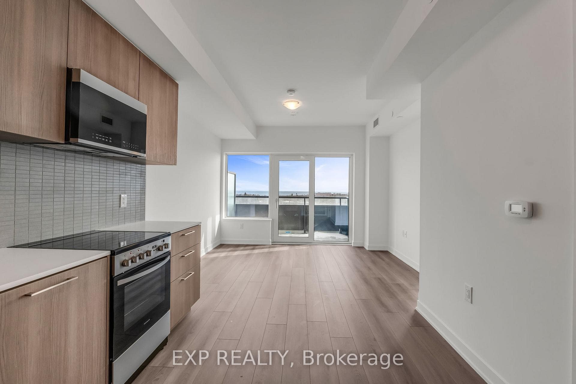 7437 Kingston Road Unit 908B photo 14